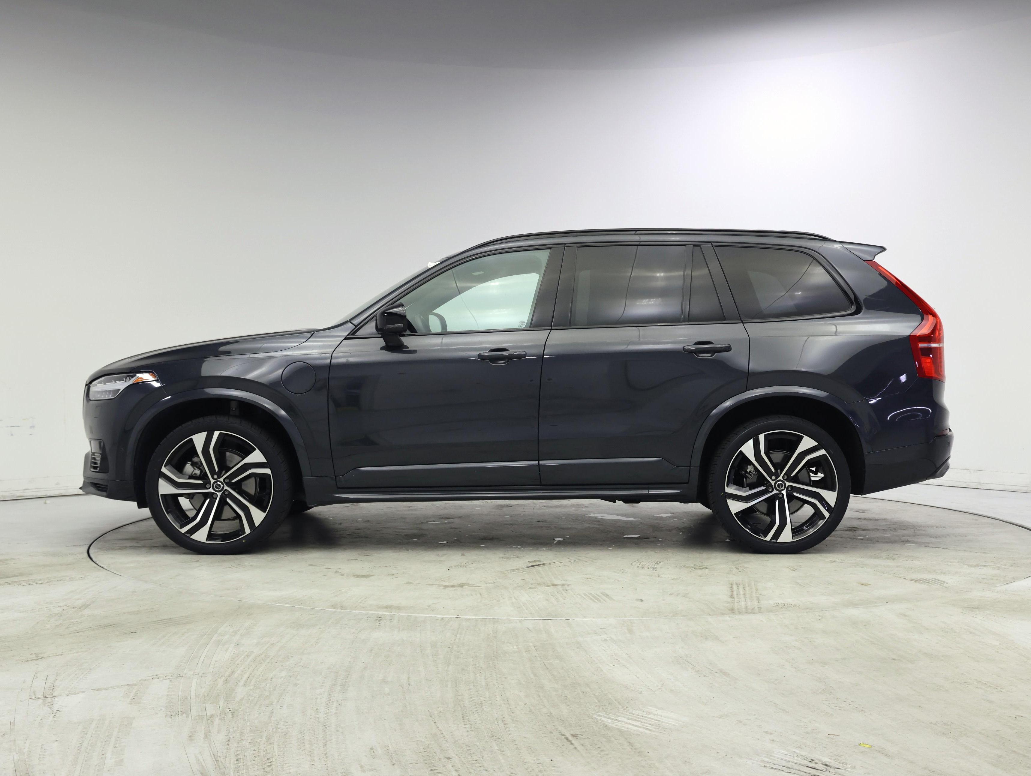 Thumbnail: 2022 Volvo XC90 - 3
