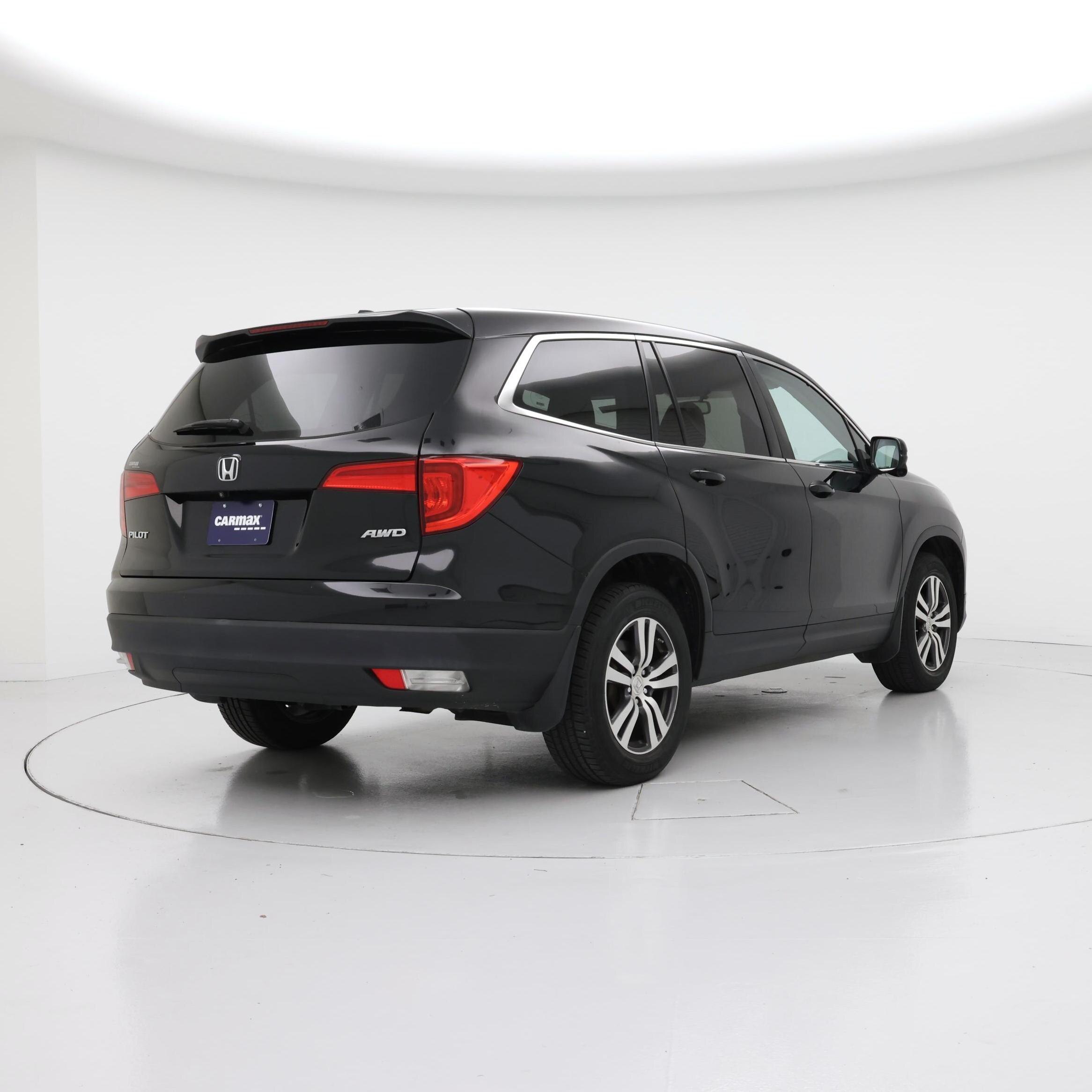 Thumbnail: 2018 Honda Pilot - 8