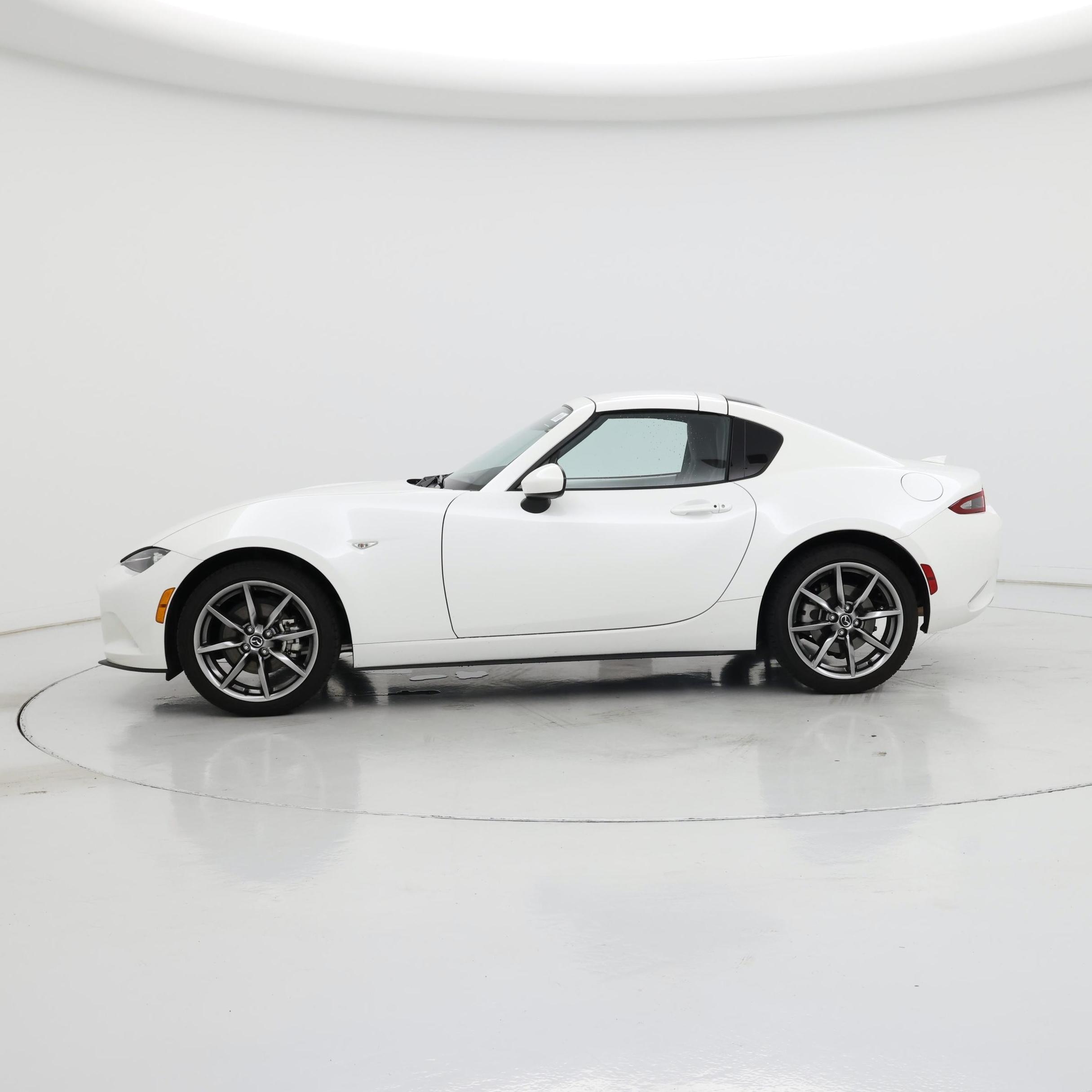 Thumbnail: 2021 Mazda MX-5 Miata - 3