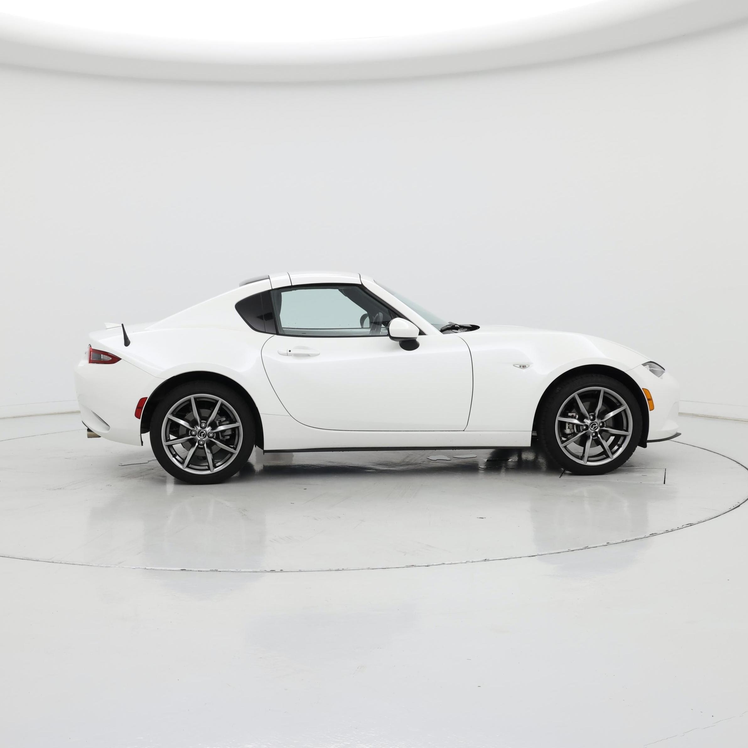 Thumbnail: 2021 Mazda MX-5 Miata - 7