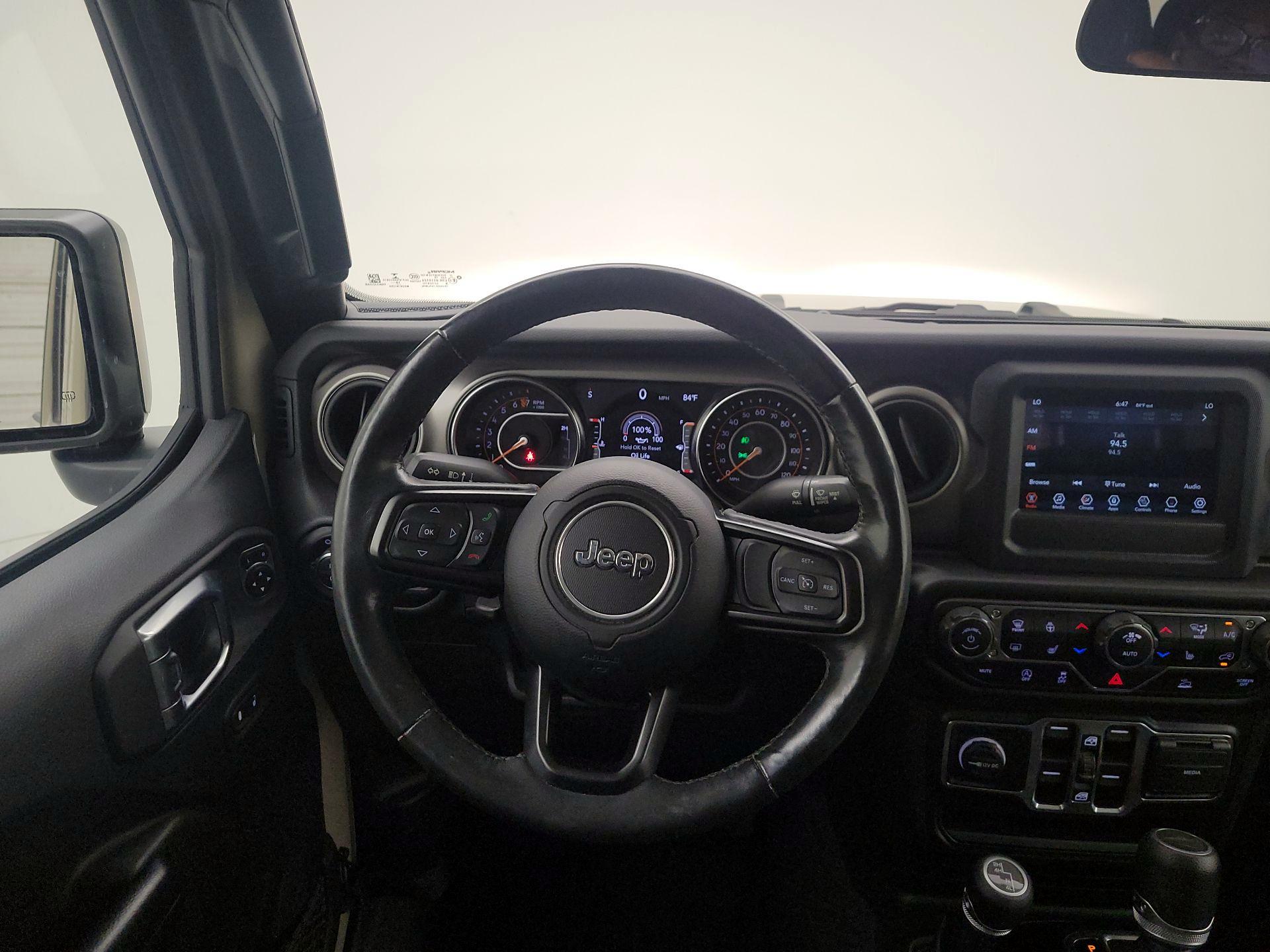 Thumbnail: 2020 Jeep Gladiator - 10