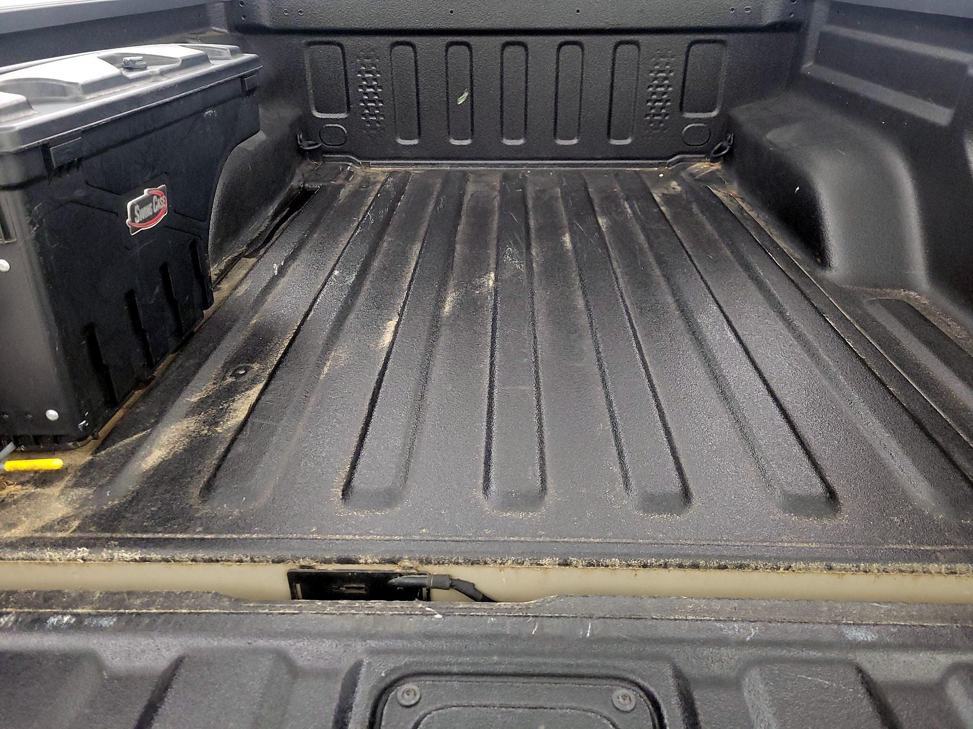 Thumbnail: 2020 Jeep Gladiator - 20