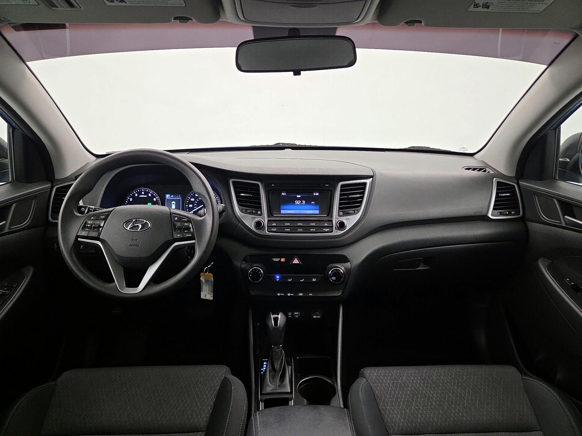 Thumbnail: 2017 Hyundai Tucson - 9