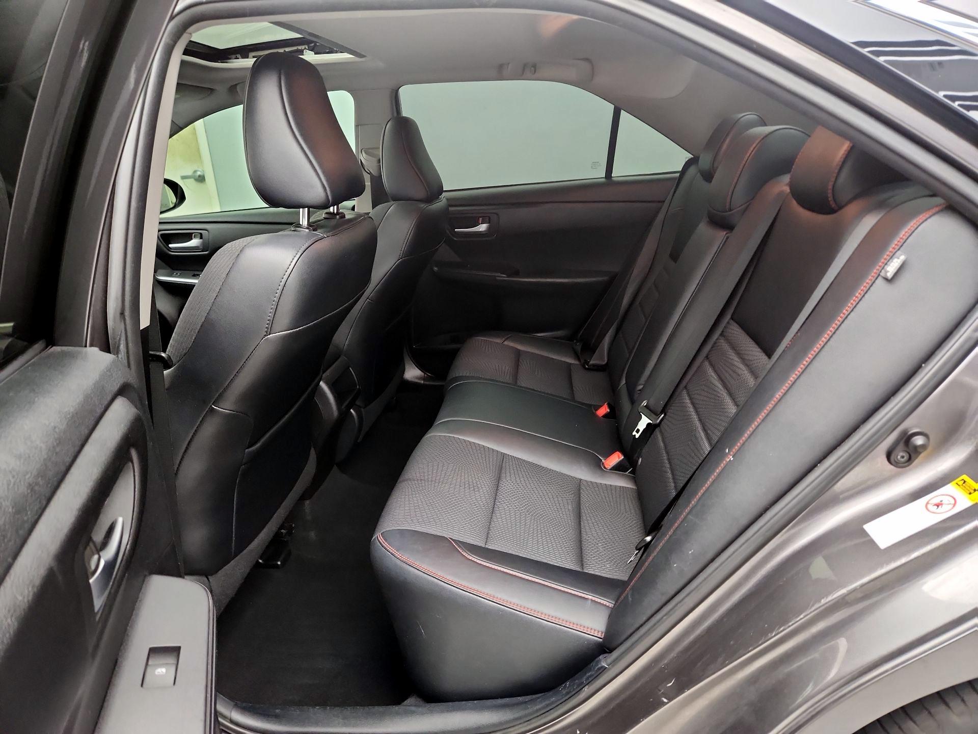 Thumbnail: 2016 Toyota Camry - 20