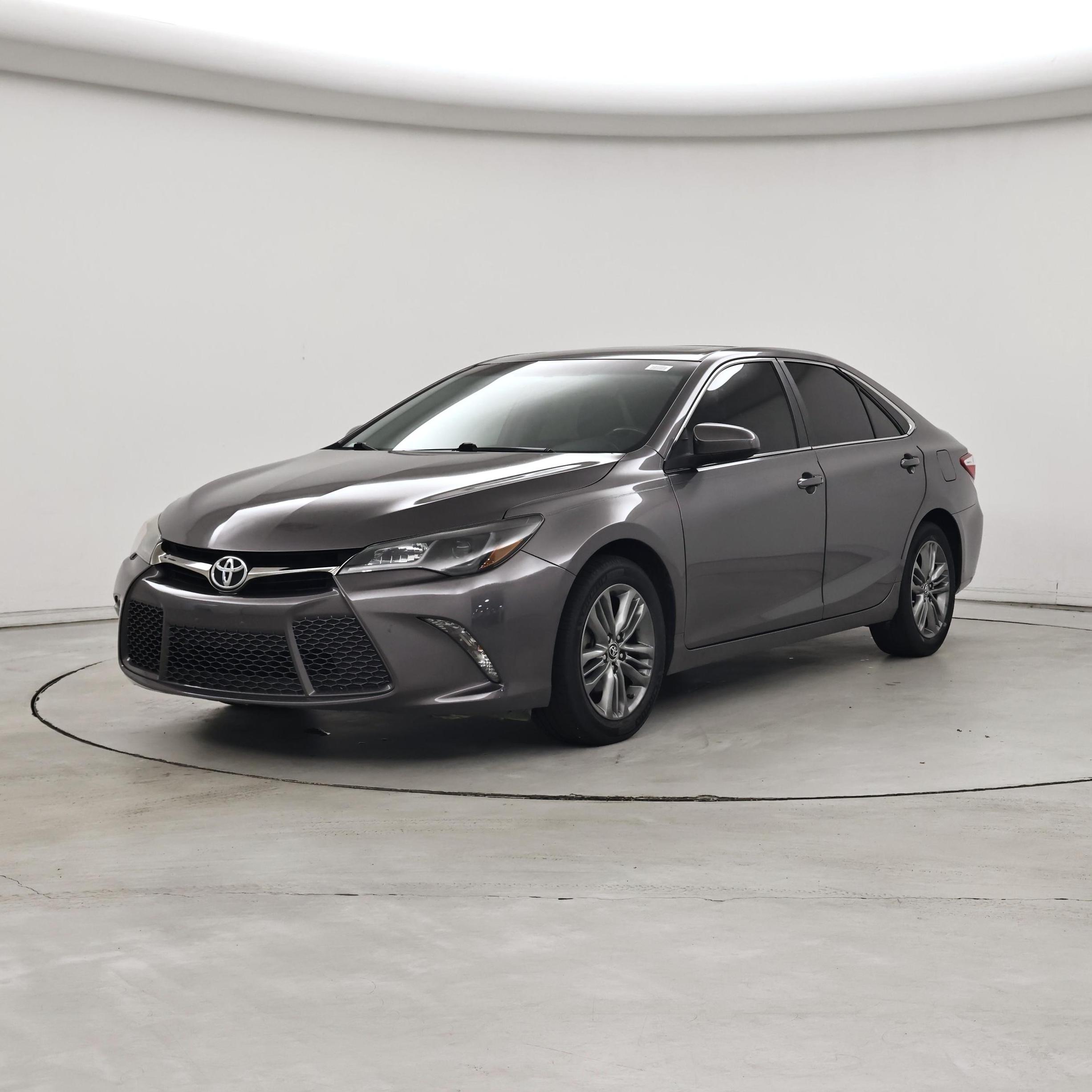 Thumbnail: 2016 Toyota Camry - 4