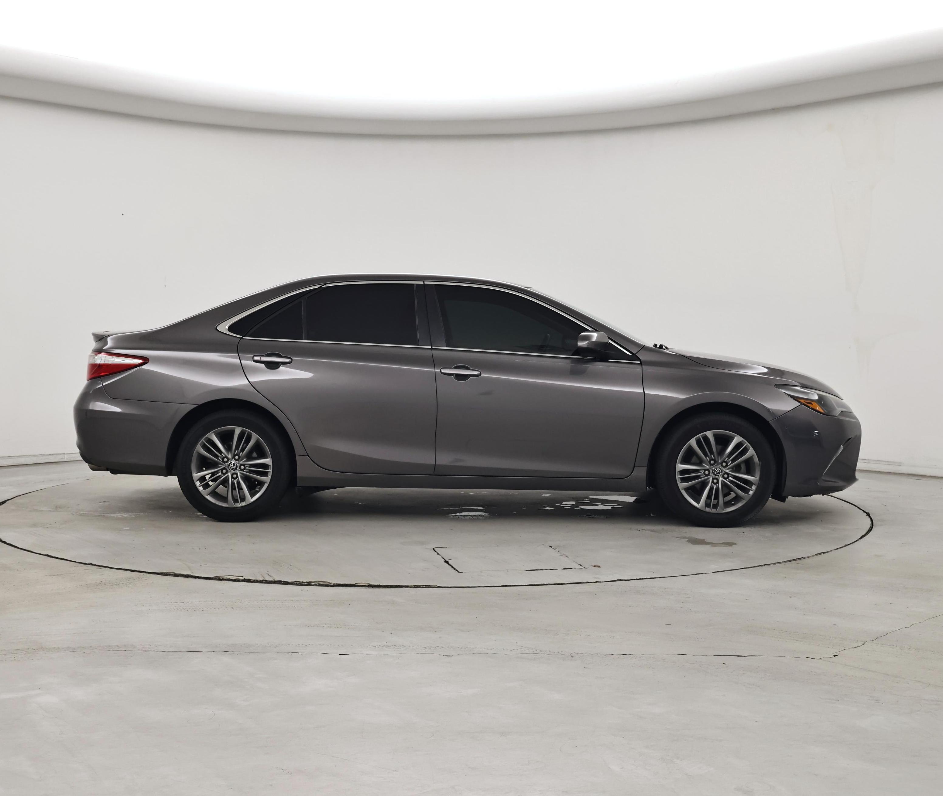 Thumbnail: 2016 Toyota Camry - 7