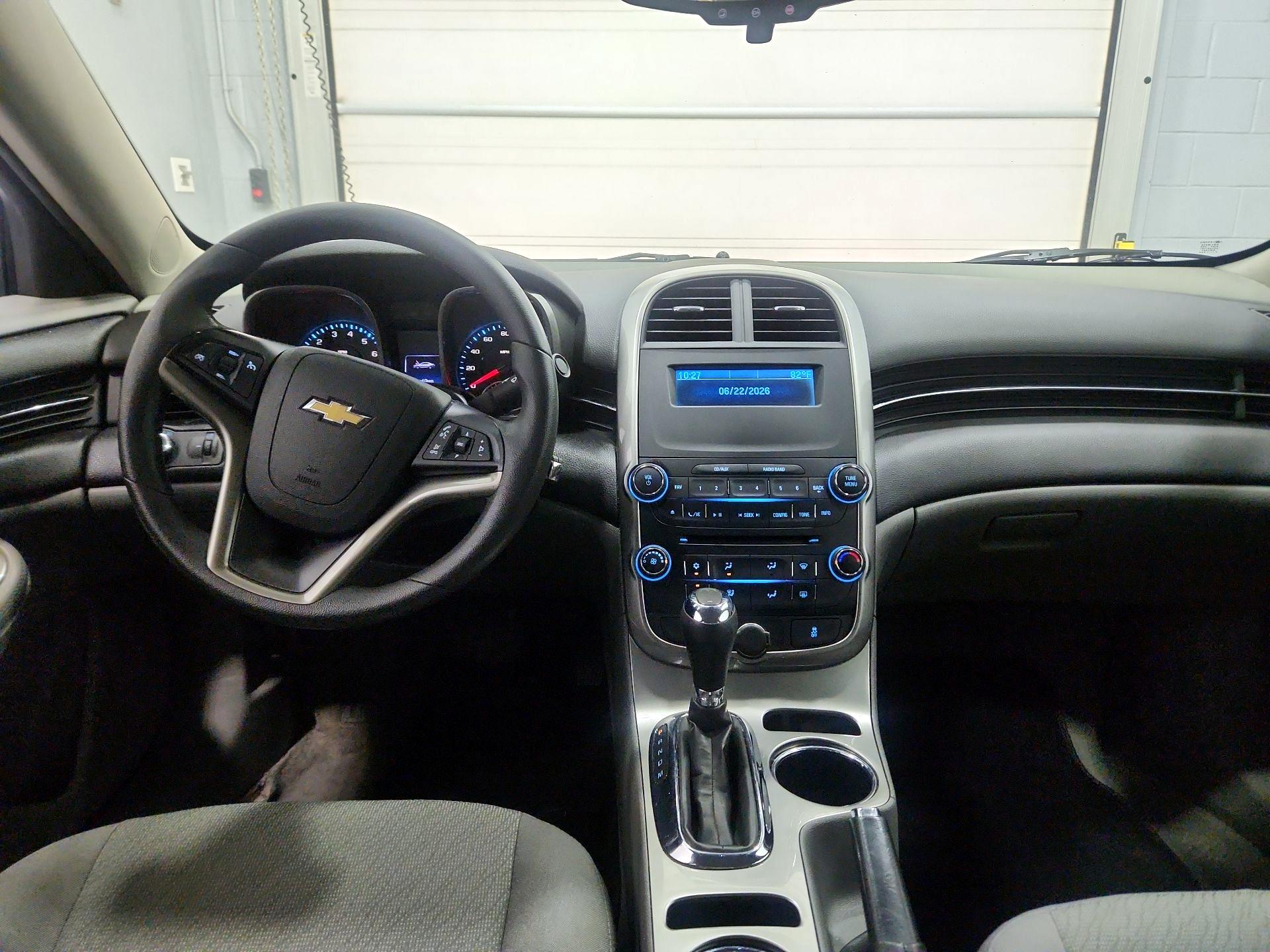 Thumbnail: 2015 Chevrolet Malibu - 9