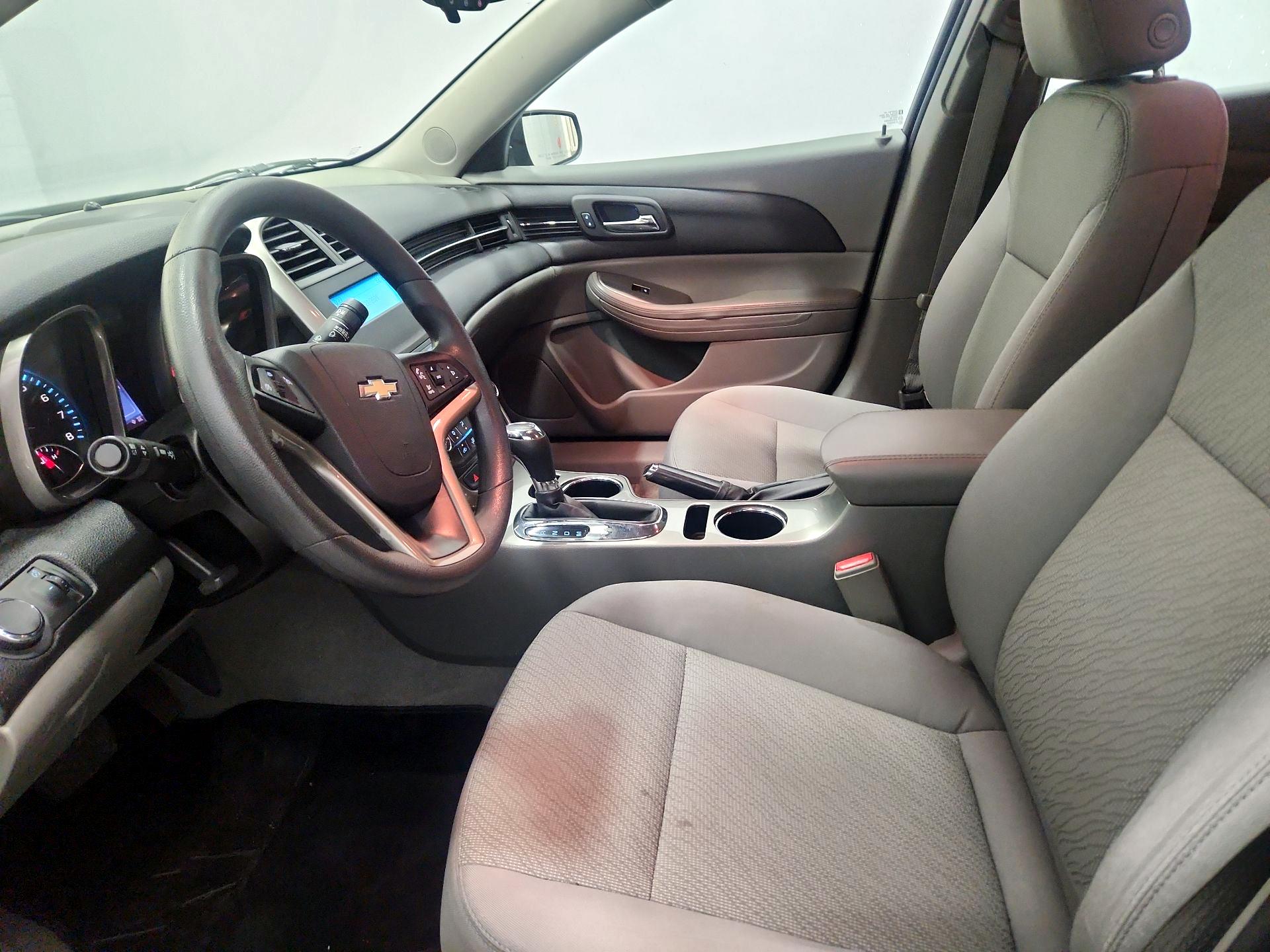 Thumbnail: 2015 Chevrolet Malibu - 11