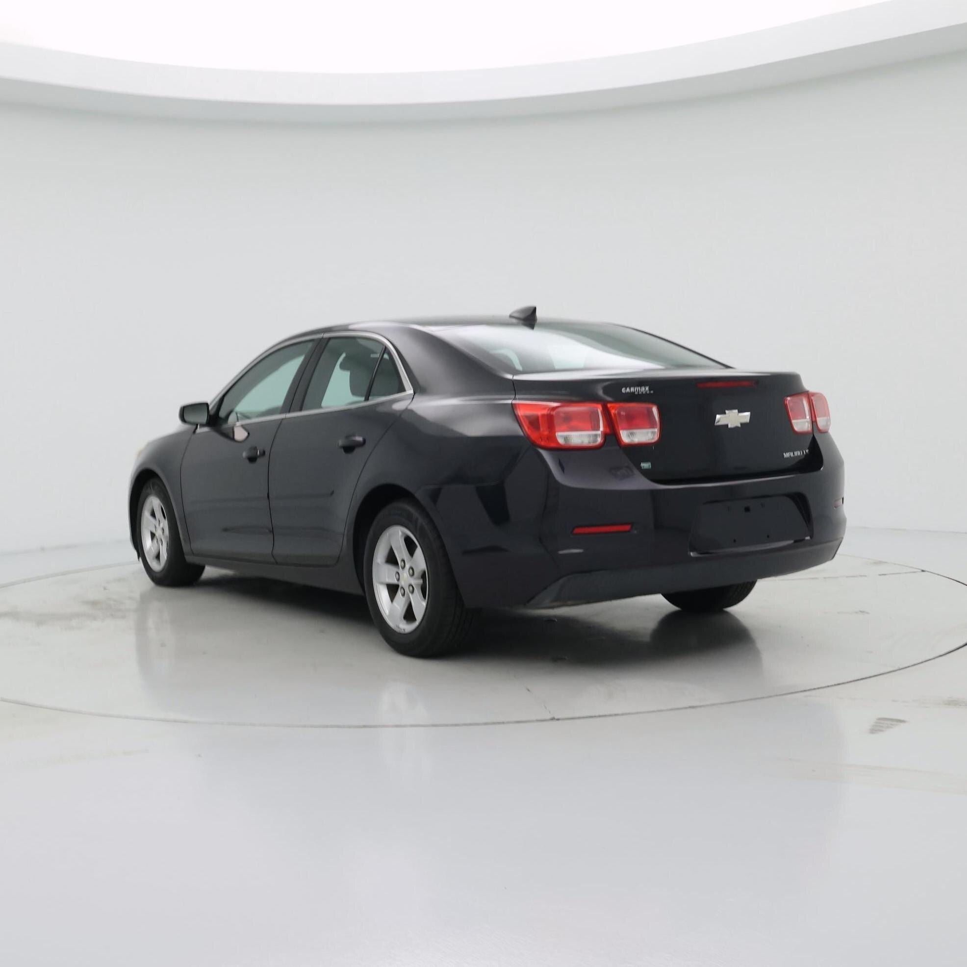 Thumbnail: 2015 Chevrolet Malibu - 2