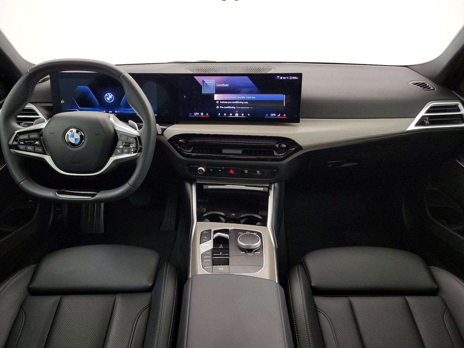 2025 BMW 3 Series 330i - Photo 10