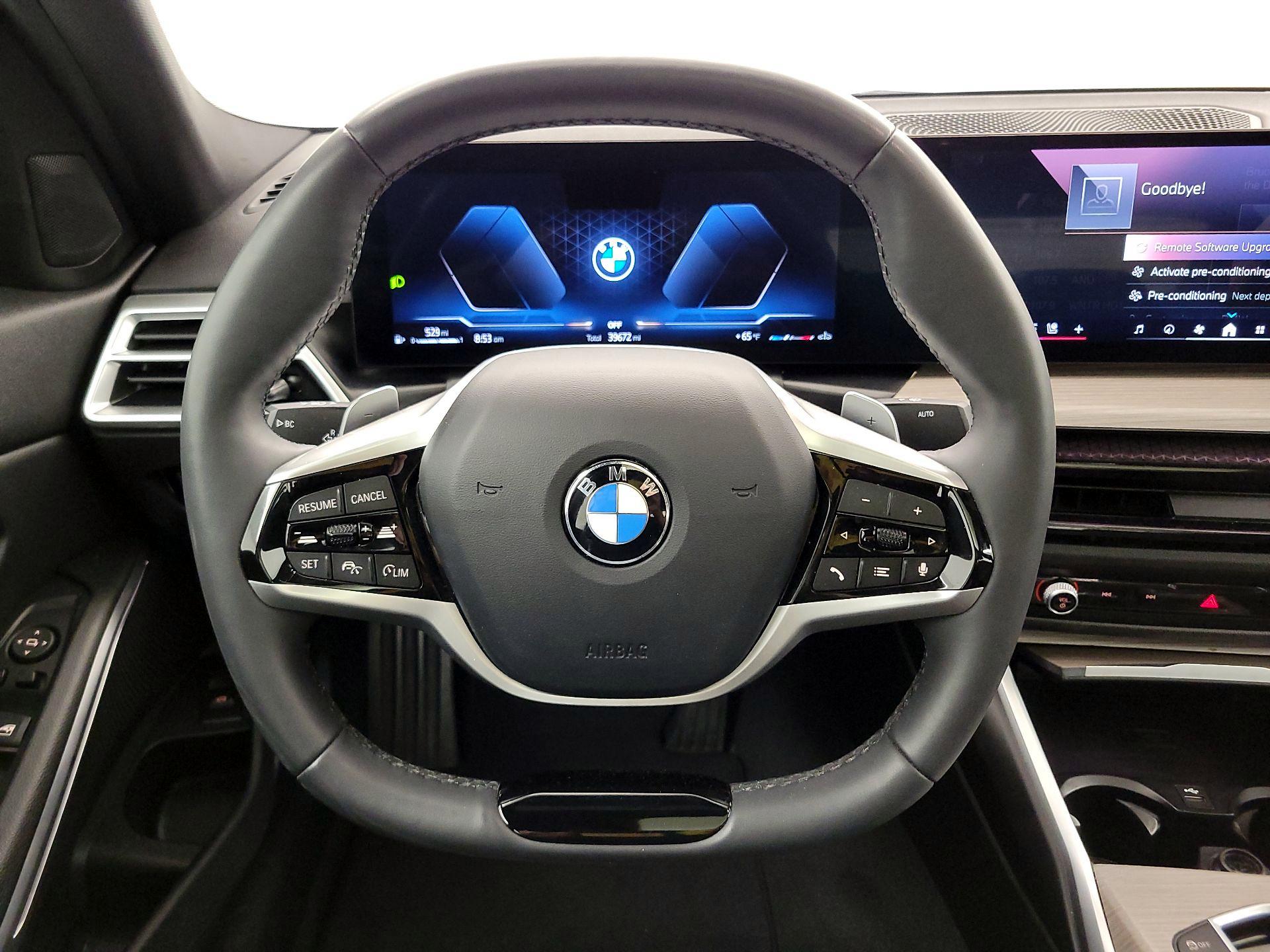 Thumbnail: 2025 BMW 3 Series - 10