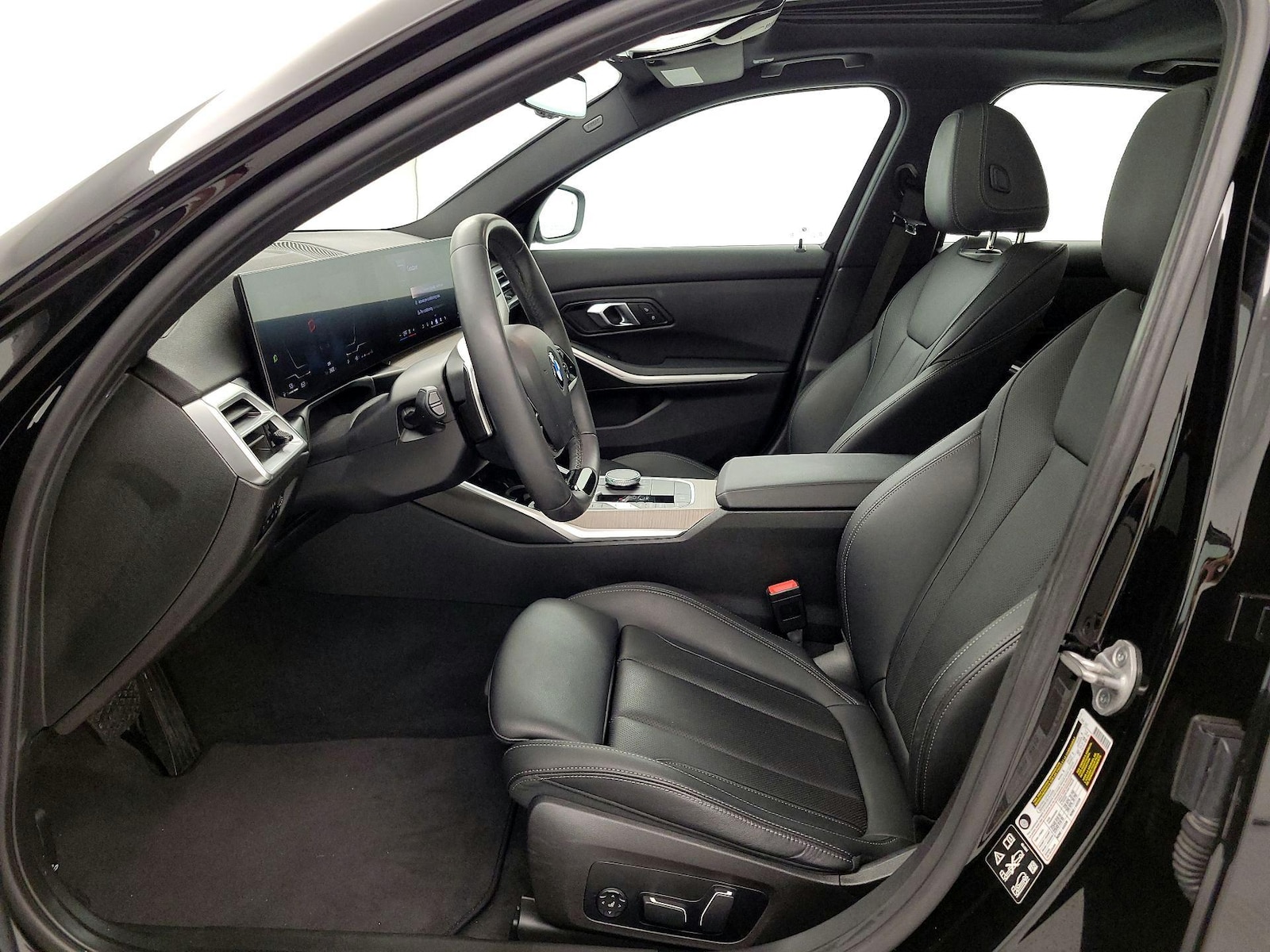 2025 BMW 3 Series 330i - Photo 12