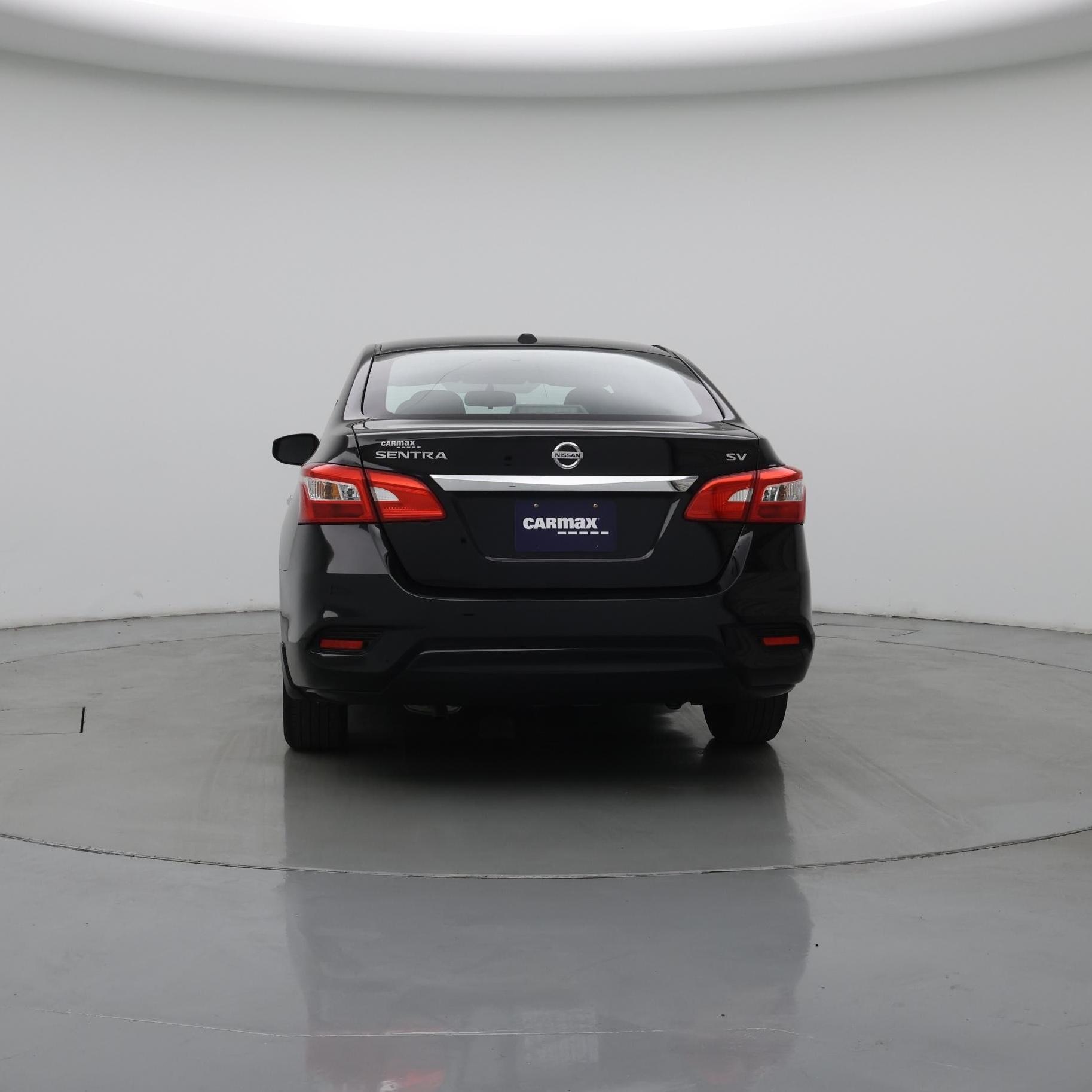 Thumbnail: 2017 Nissan Sentra - 6