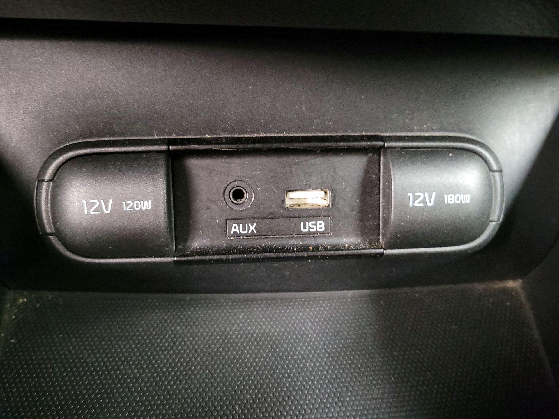 Thumbnail: 2017 Kia Soul - 19