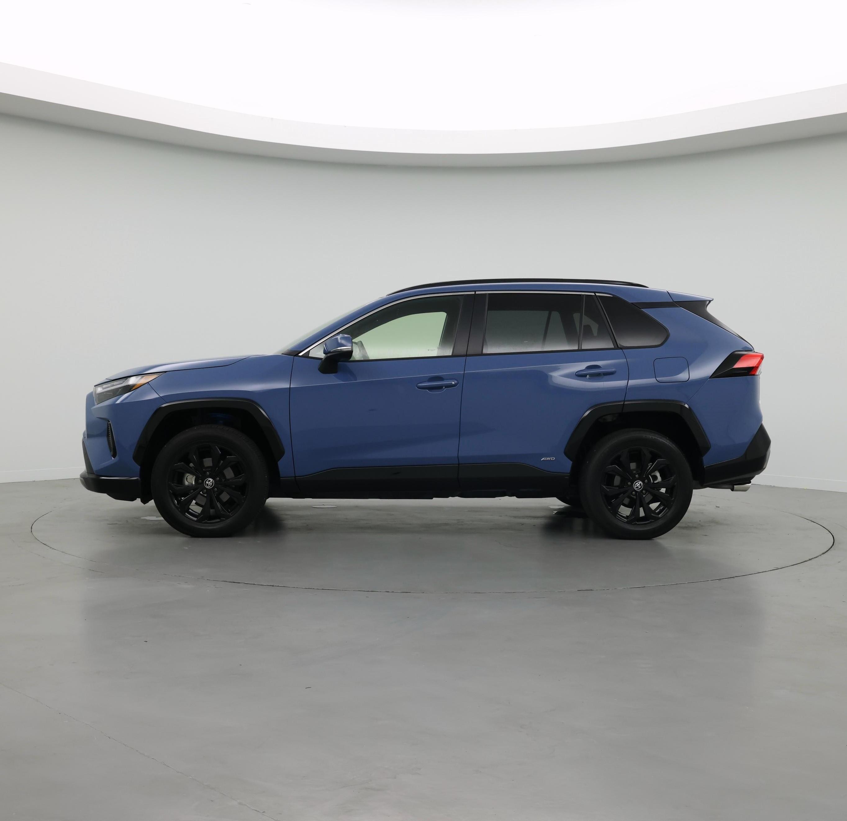 Thumbnail: 2025 Toyota RAV4 - 3