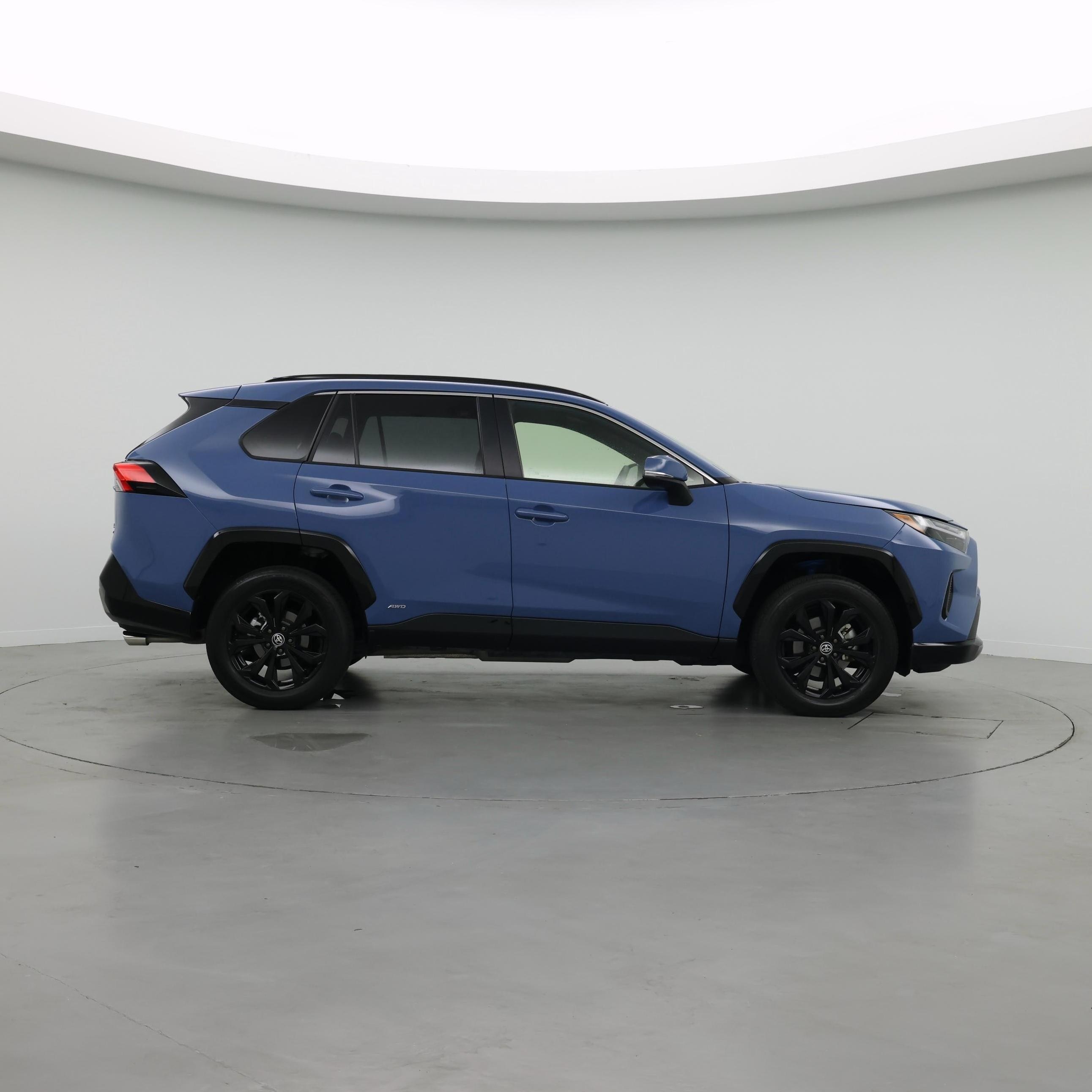 Thumbnail: 2025 Toyota RAV4 - 7