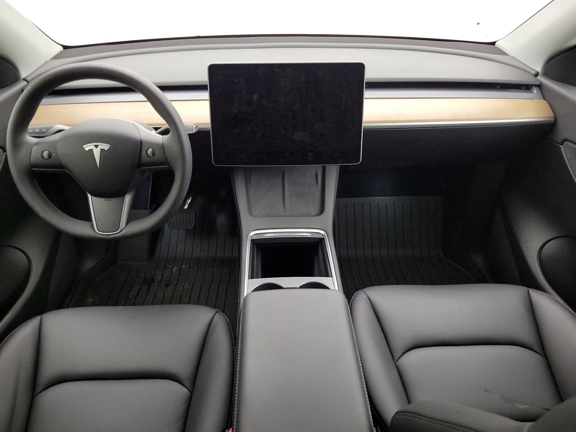 Thumbnail: 2022 Tesla Model Y - 9