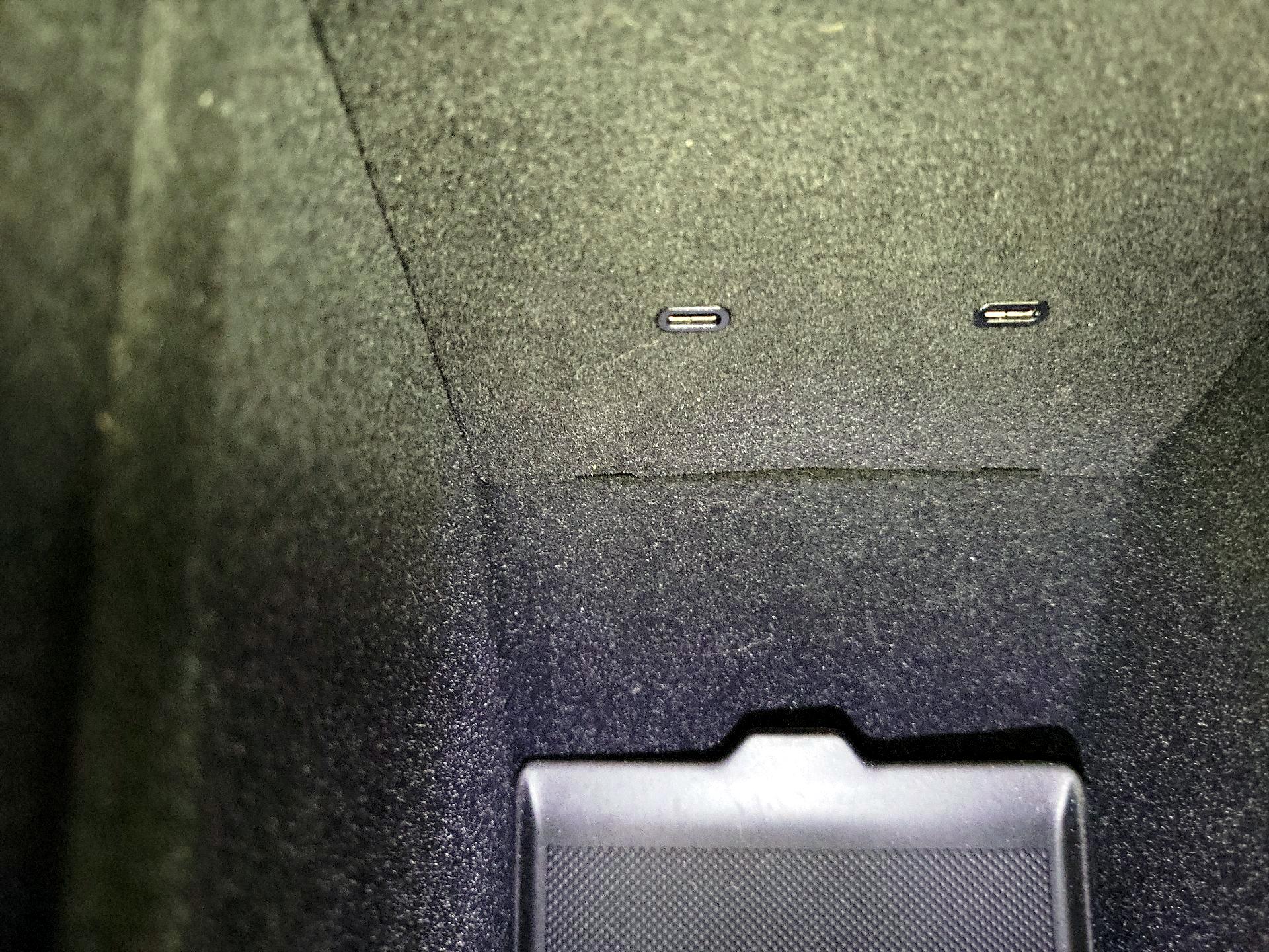 Thumbnail: 2022 Tesla Model Y - 17