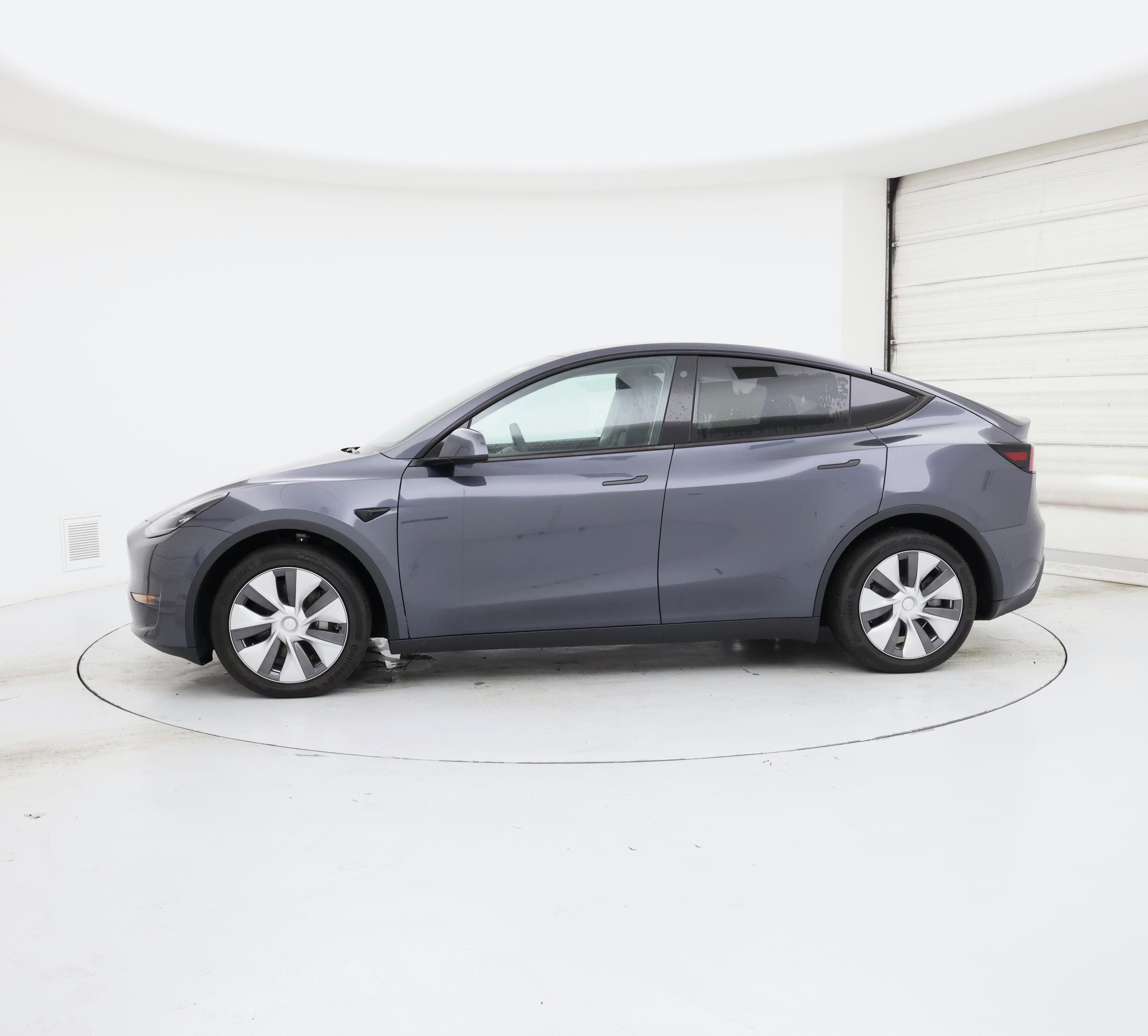 Thumbnail: 2022 Tesla Model Y - 3
