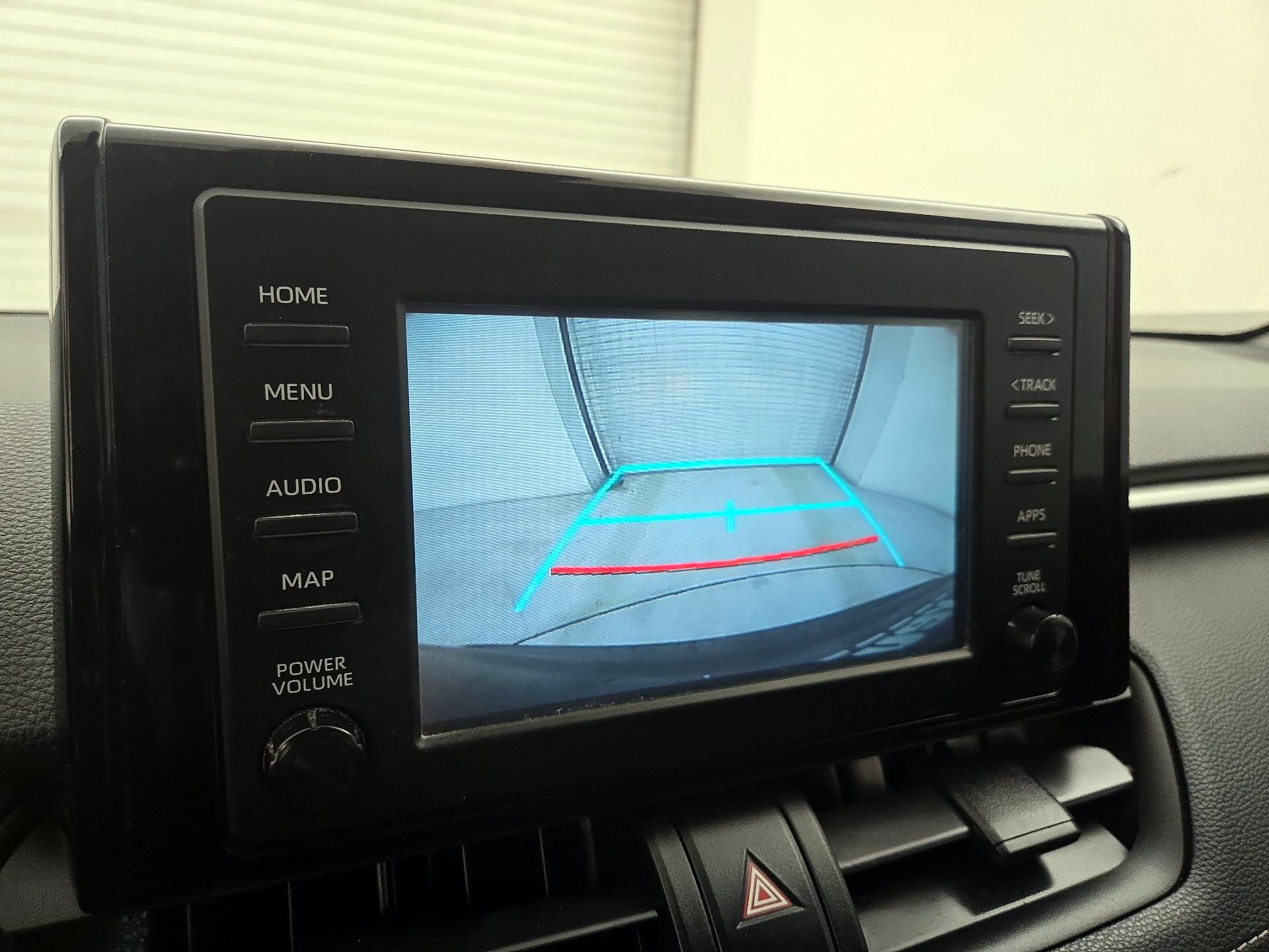 Thumbnail: 2019 Toyota RAV4 - 14