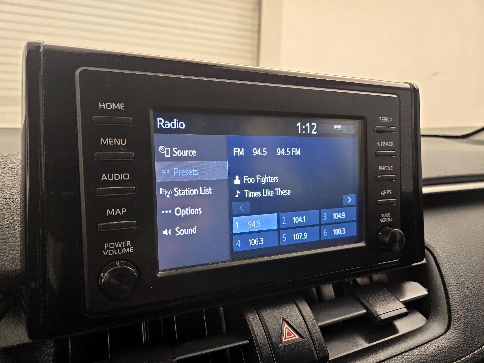 Thumbnail: 2019 Toyota RAV4 - 15