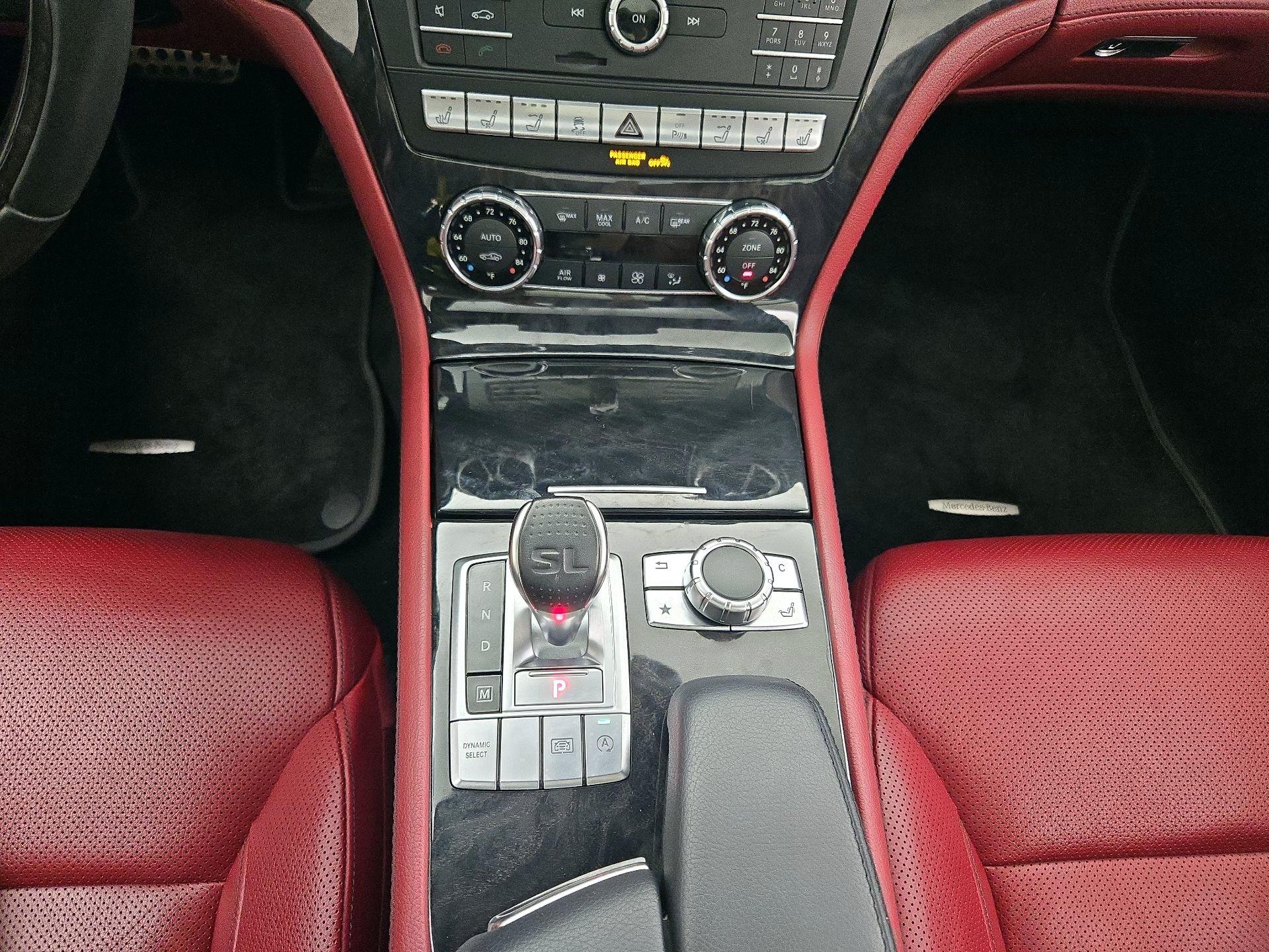 Thumbnail: 2019 Mercedes-Benz SL-Class - 16