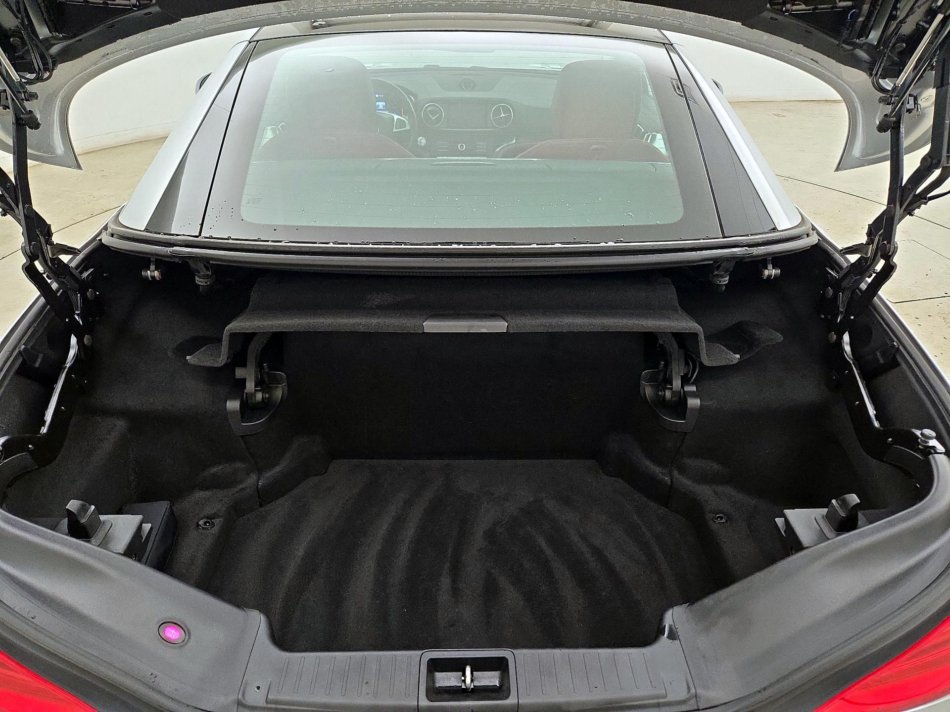 Thumbnail: 2019 Mercedes-Benz SL-Class - 17