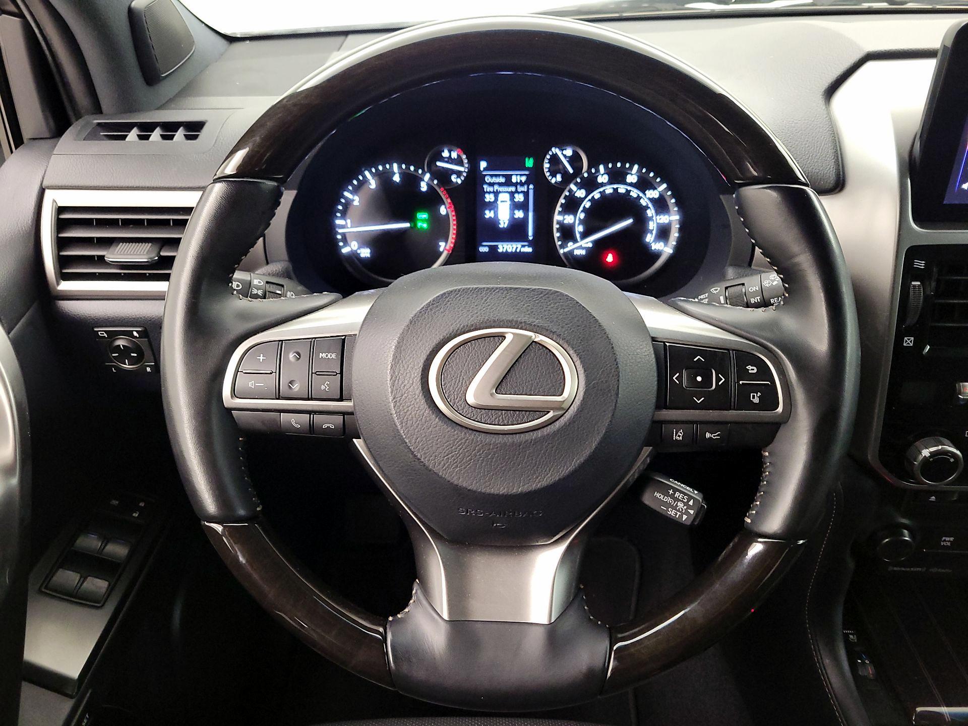 Thumbnail: 2023 Lexus GX - 10
