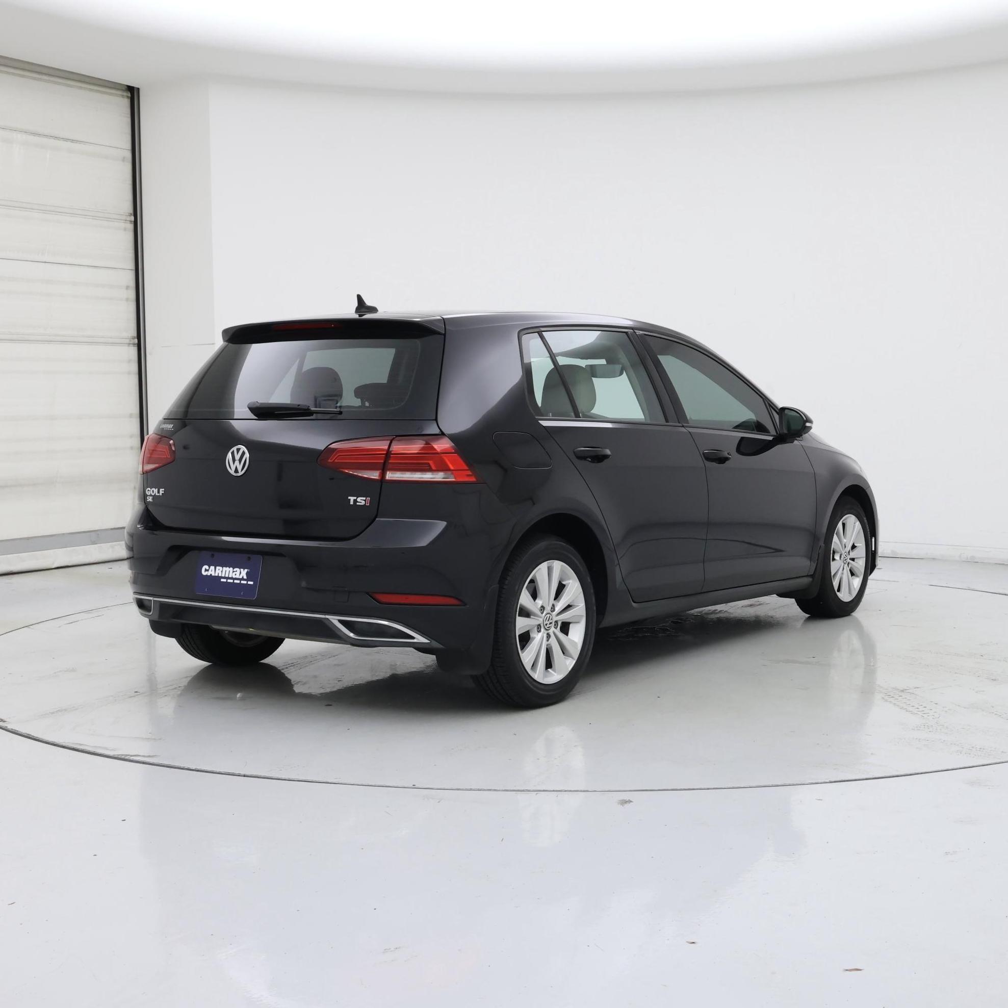Thumbnail: 2018 Volkswagen Golf - 8