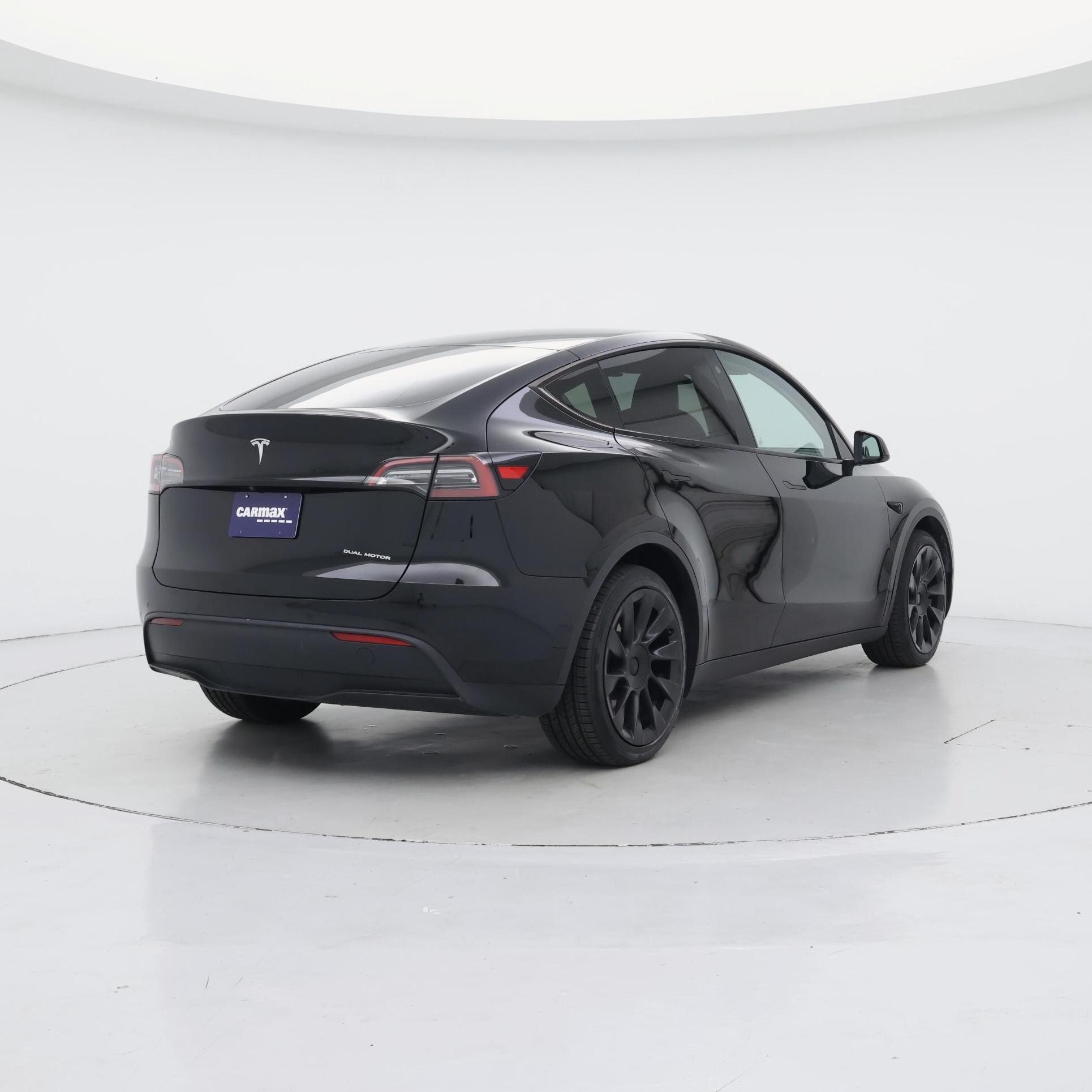 Thumbnail: 2022 Tesla Model Y - 8