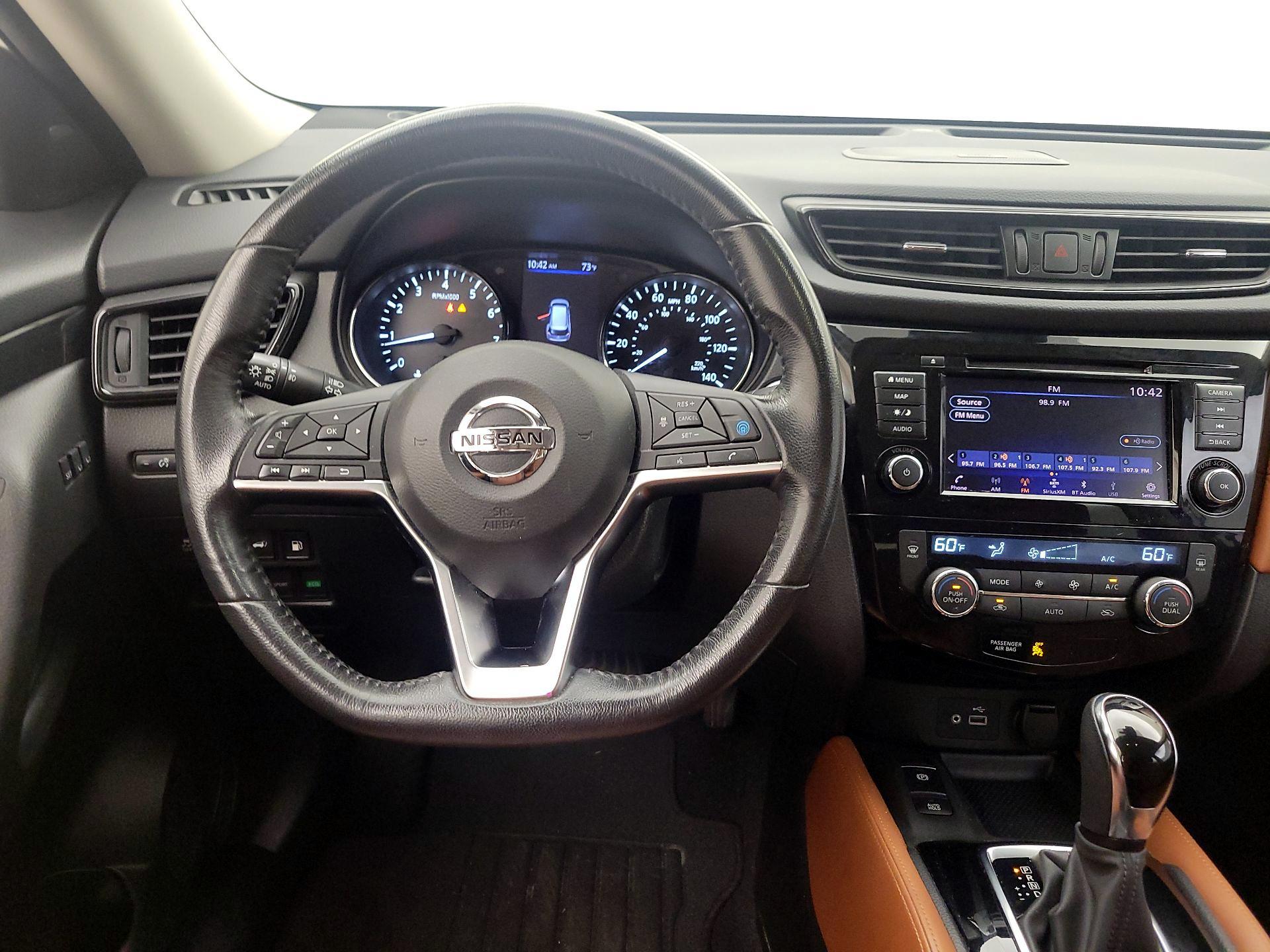 Thumbnail: 2018 Nissan Rogue - 10
