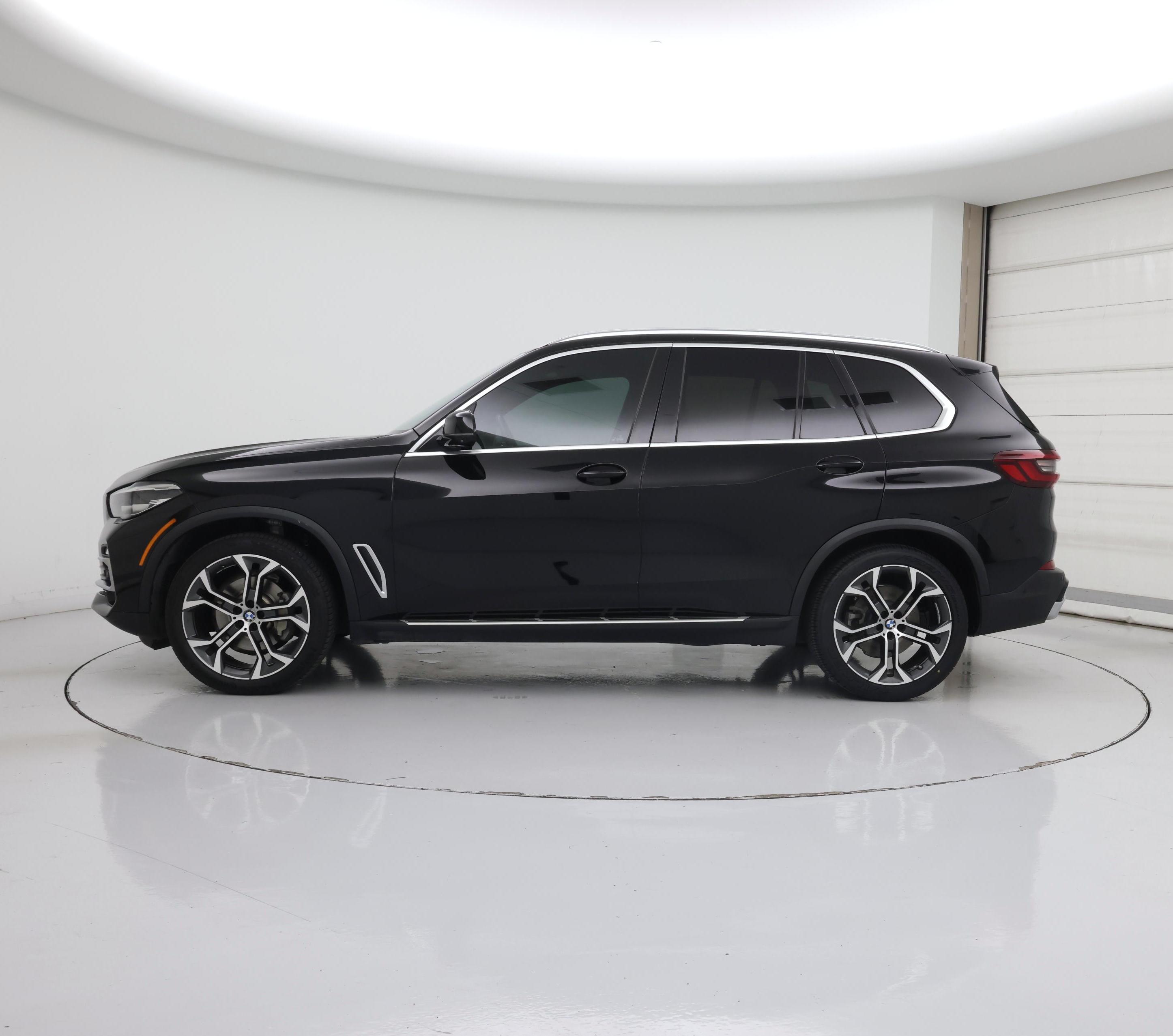 Thumbnail: 2020 BMW X5 - 3