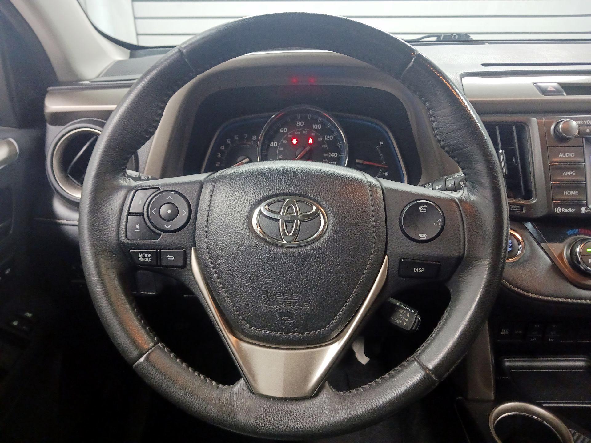 Thumbnail: 2014 Toyota RAV4 - 10