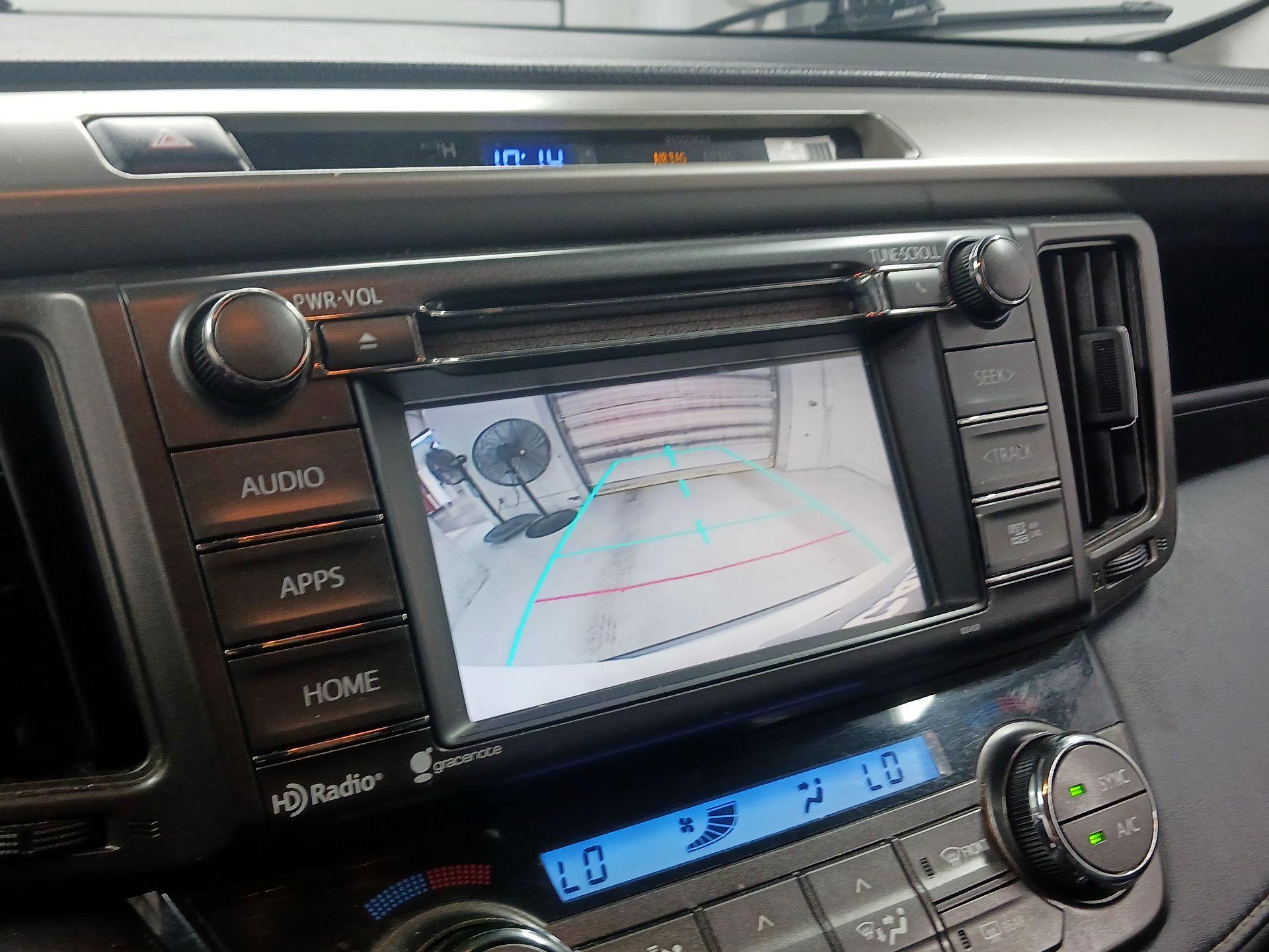 Thumbnail: 2014 Toyota RAV4 - 14