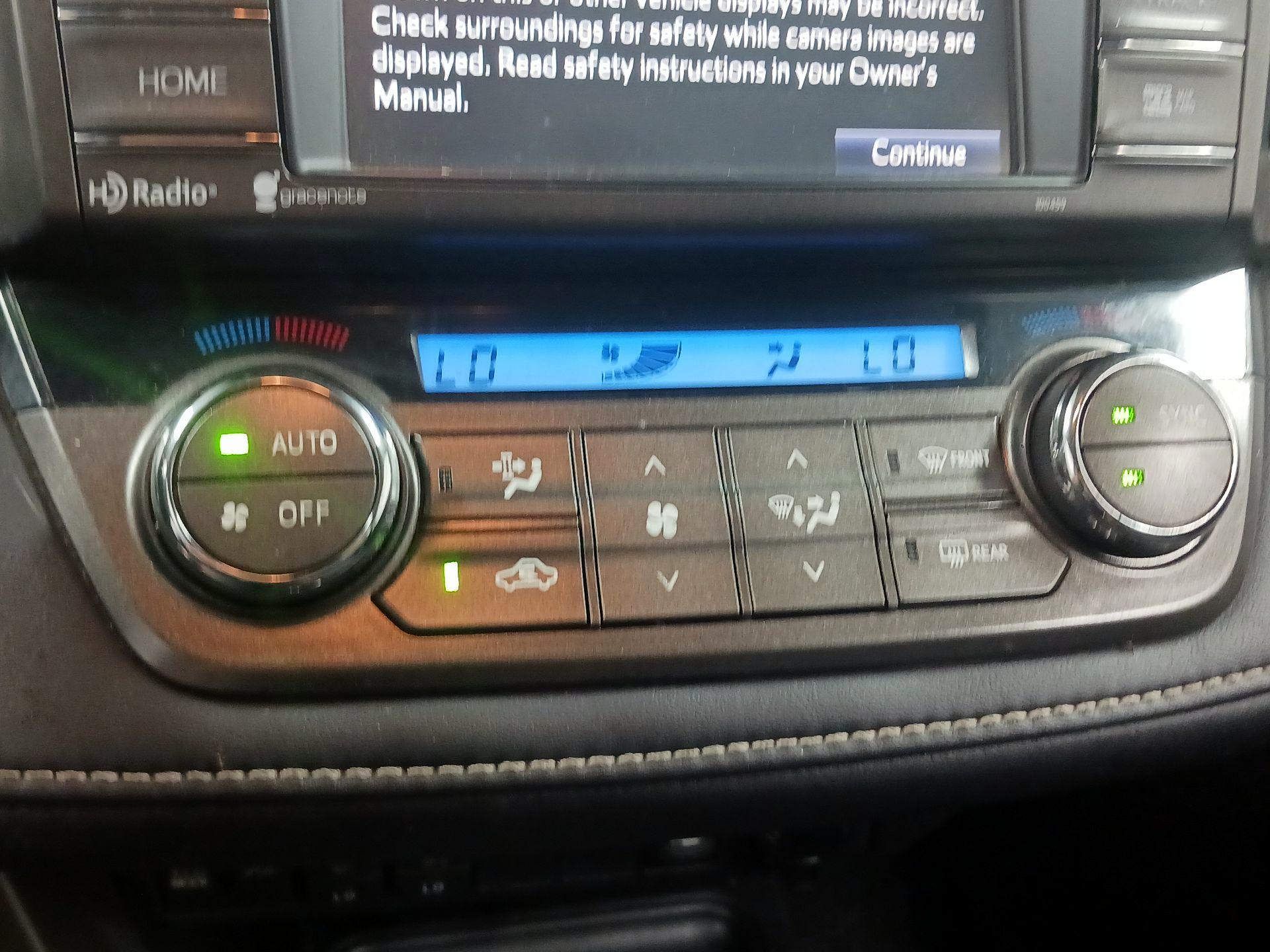 Thumbnail: 2014 Toyota RAV4 - 16