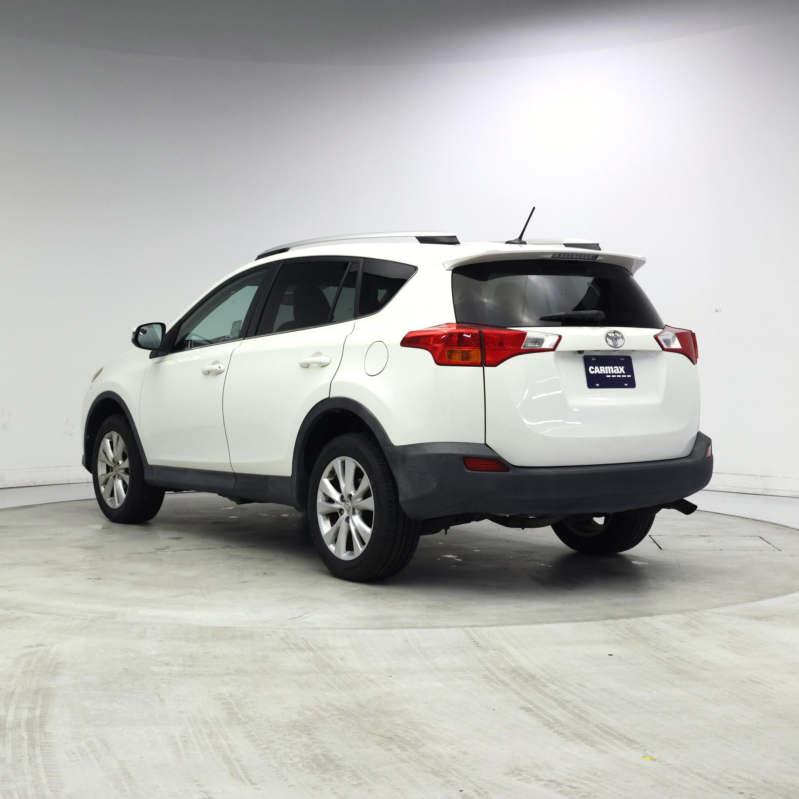 Thumbnail: 2014 Toyota RAV4 - 2