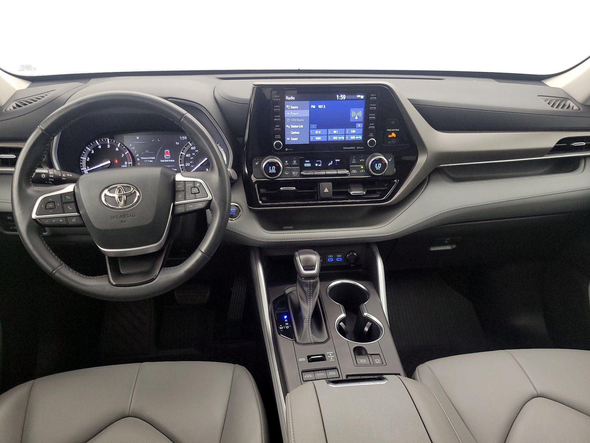 Thumbnail: 2022 Toyota Highlander - 9
