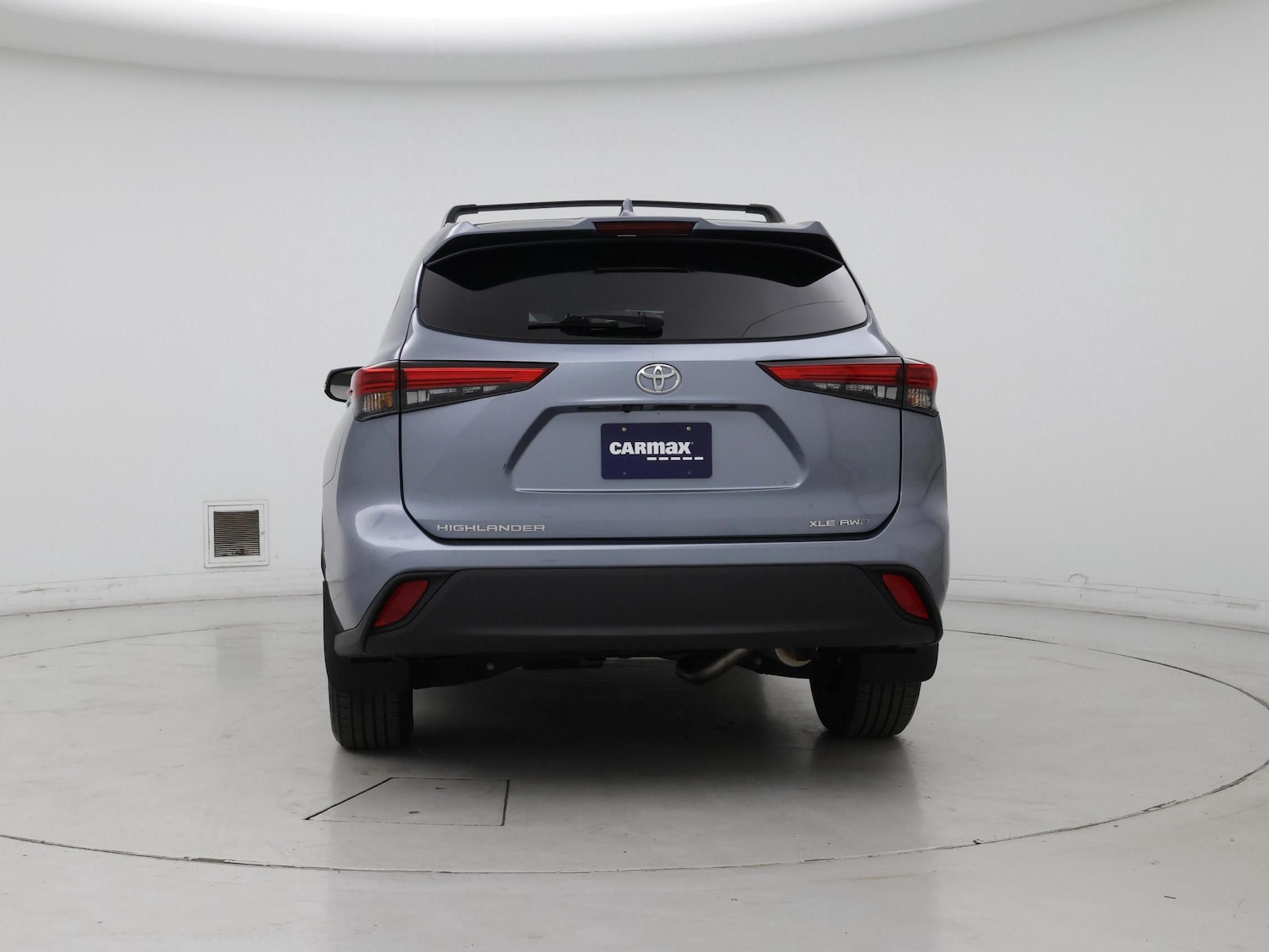 2022 Toyota Highlander XLE - Photo 7