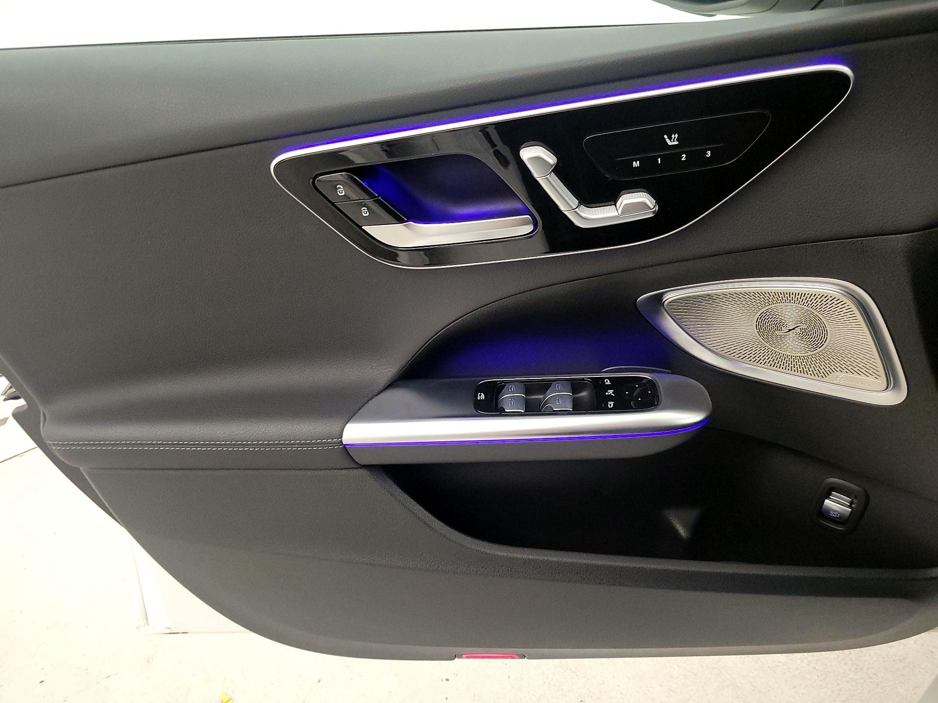Thumbnail: 2022 Mercedes-Benz C-Class - 12