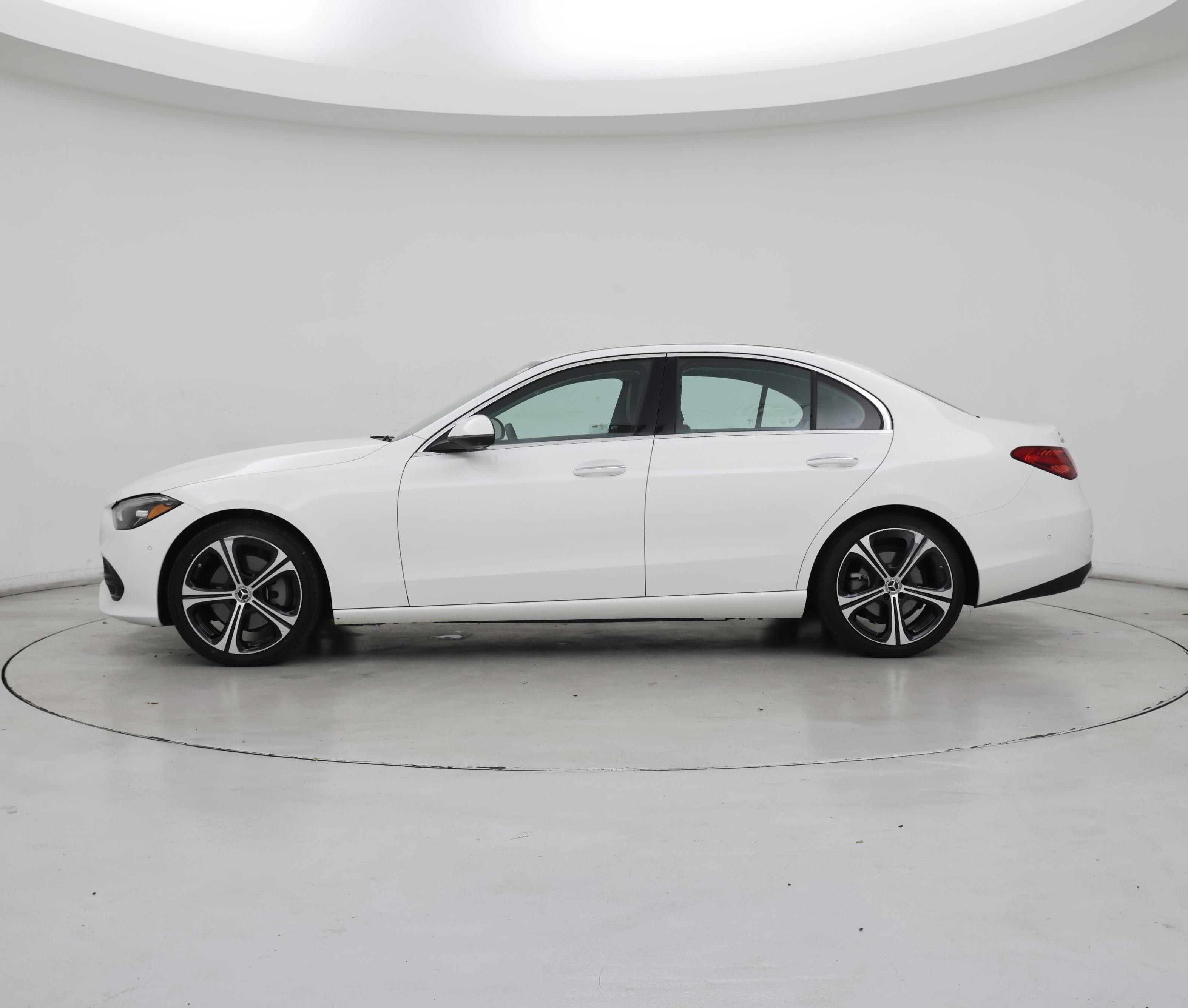 Thumbnail: 2022 Mercedes-Benz C-Class - 3
