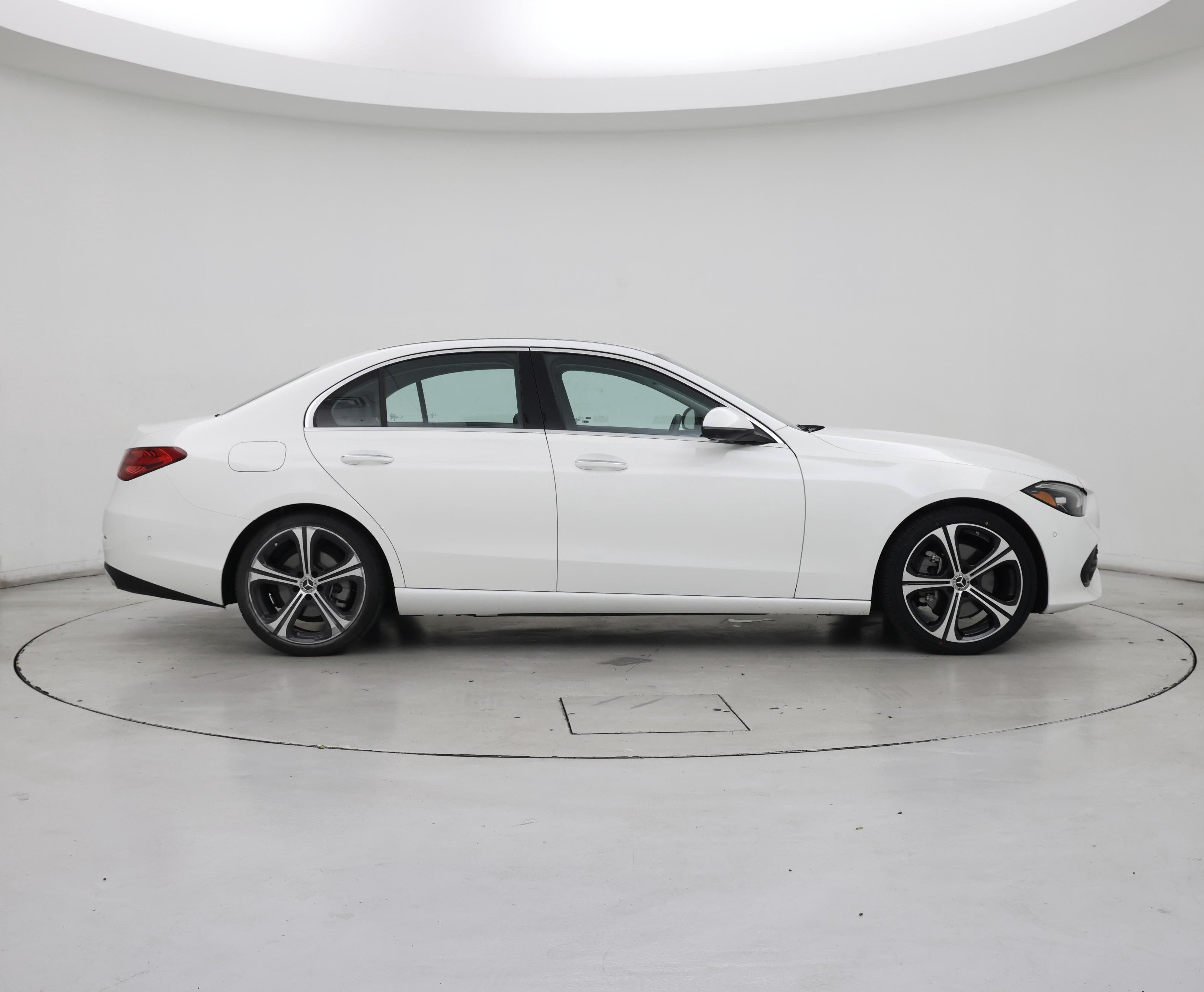 Thumbnail: 2022 Mercedes-Benz C-Class - 7