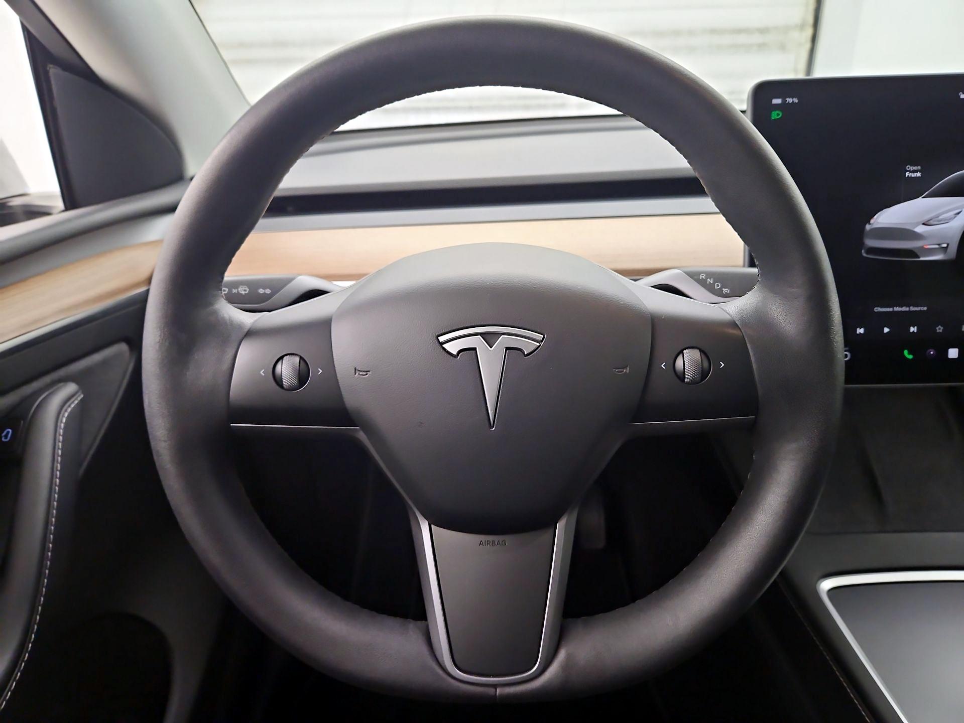 Thumbnail: 2023 Tesla Model Y - 10