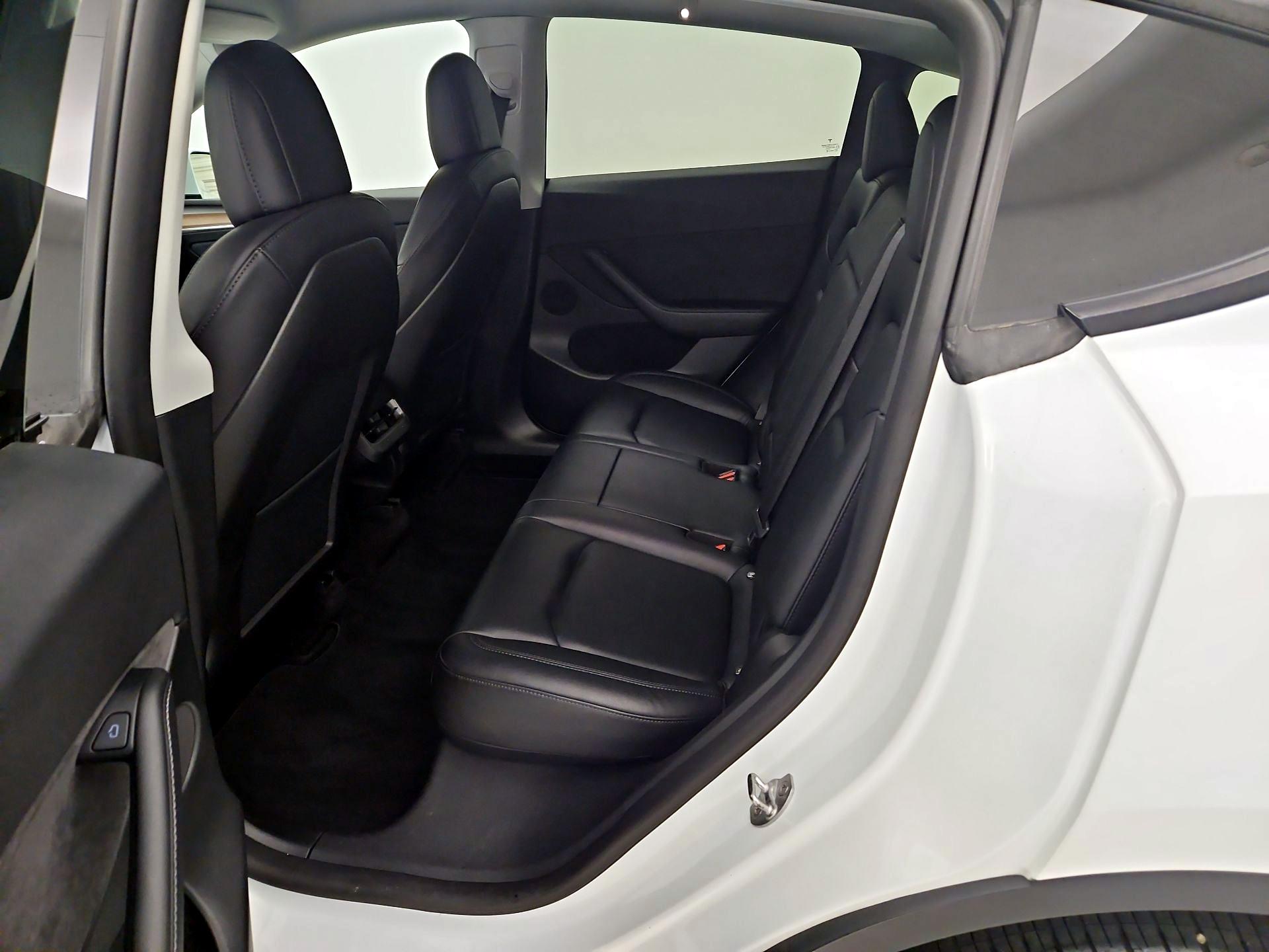 Thumbnail: 2023 Tesla Model Y - 18
