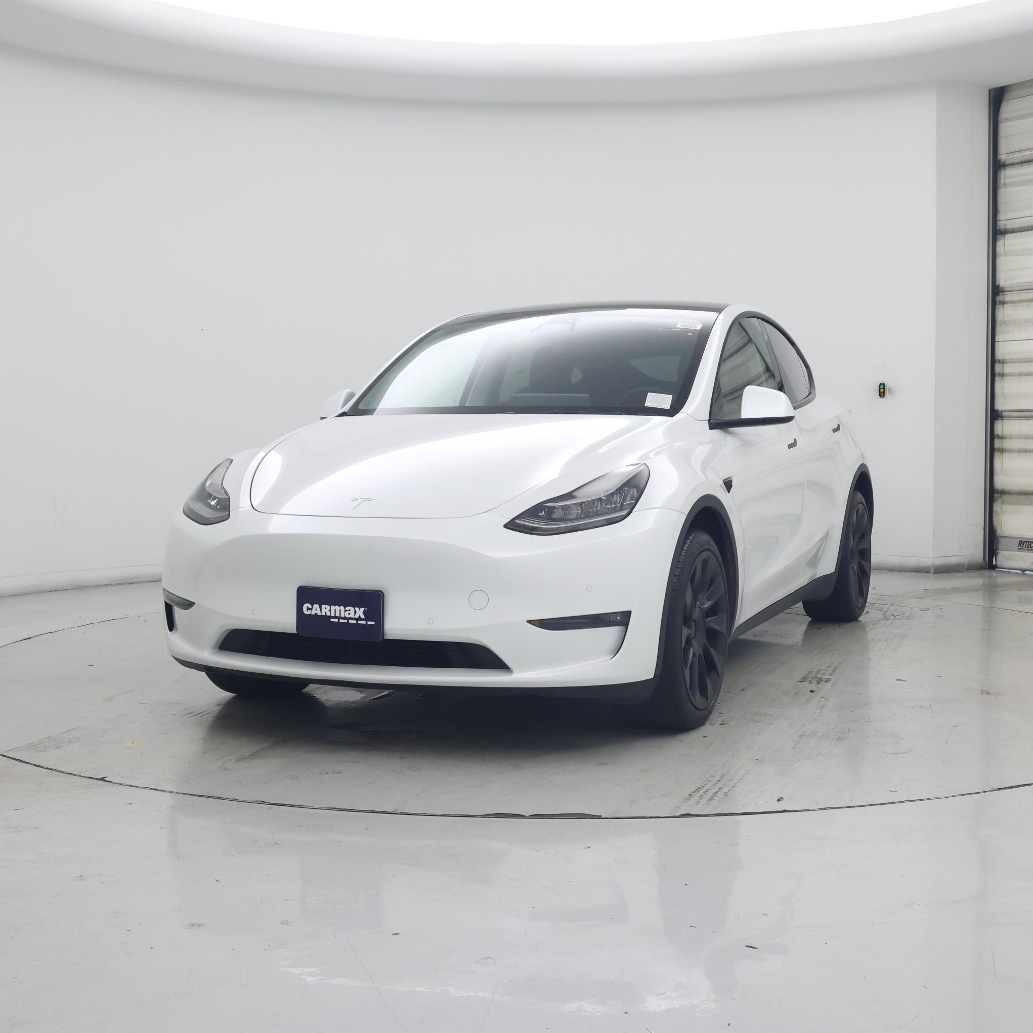 Thumbnail: 2023 Tesla Model Y - 4
