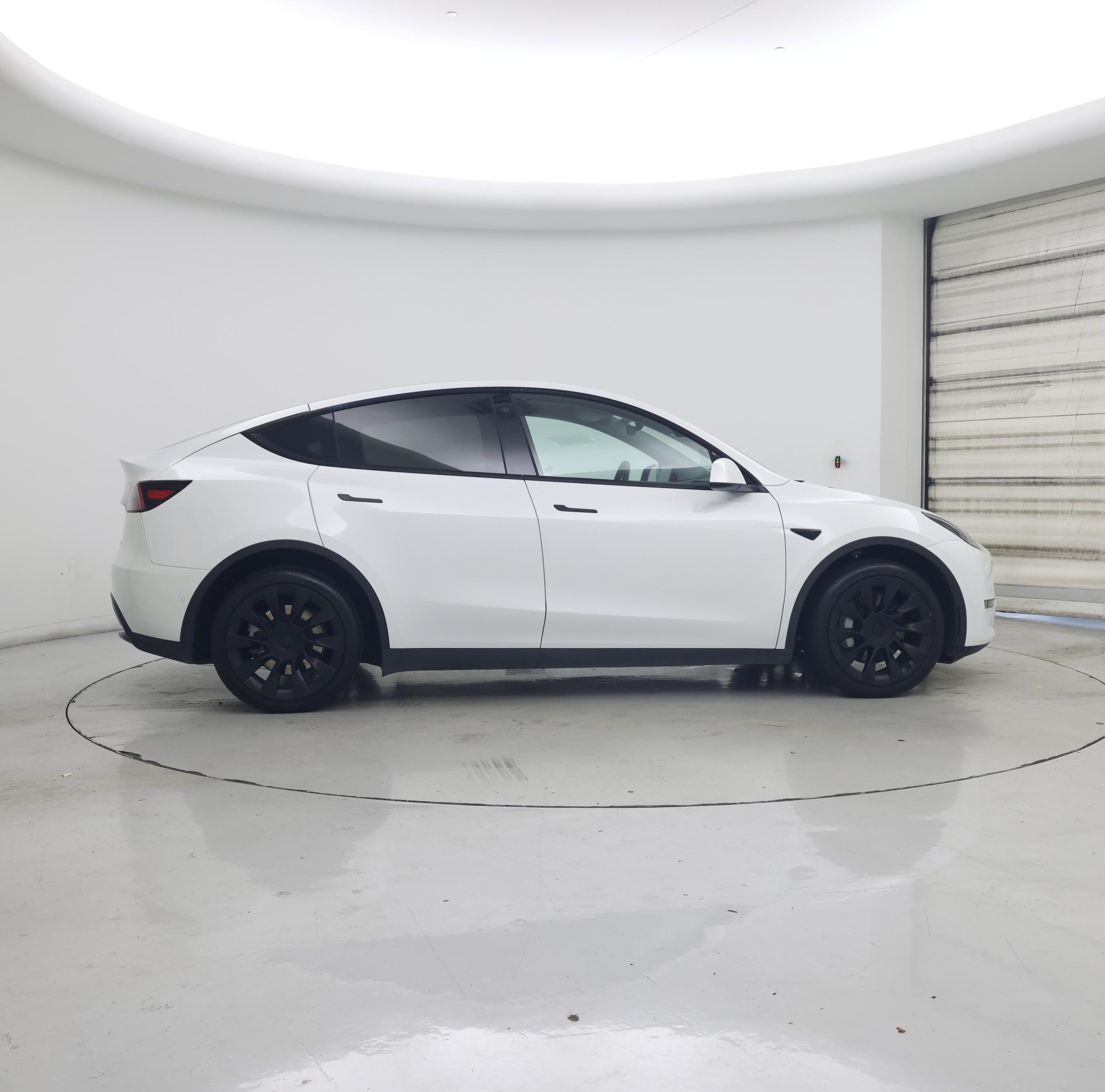 Thumbnail: 2023 Tesla Model Y - 7