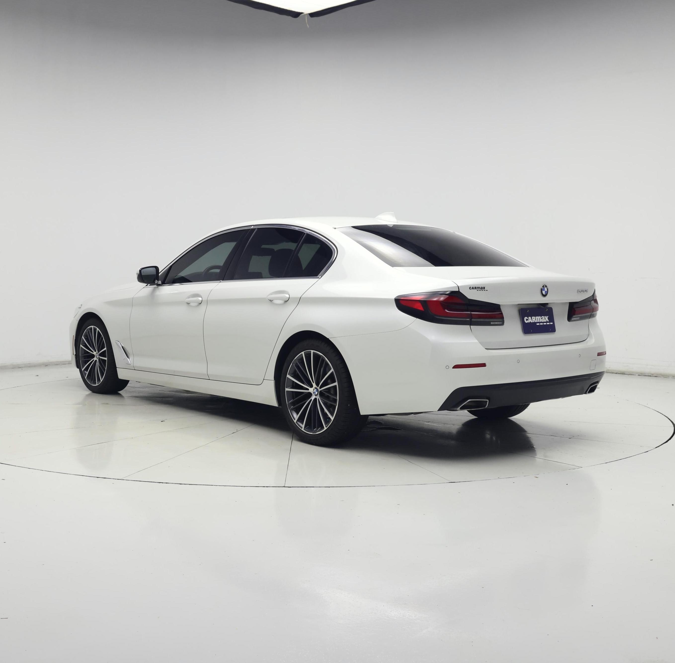 Thumbnail: 2022 BMW 5 Series - 2