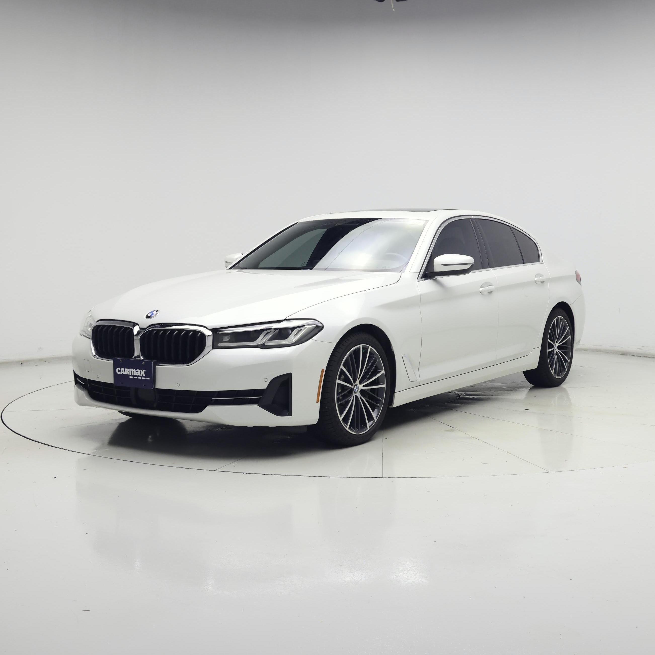 Thumbnail: 2022 BMW 5 Series - 4