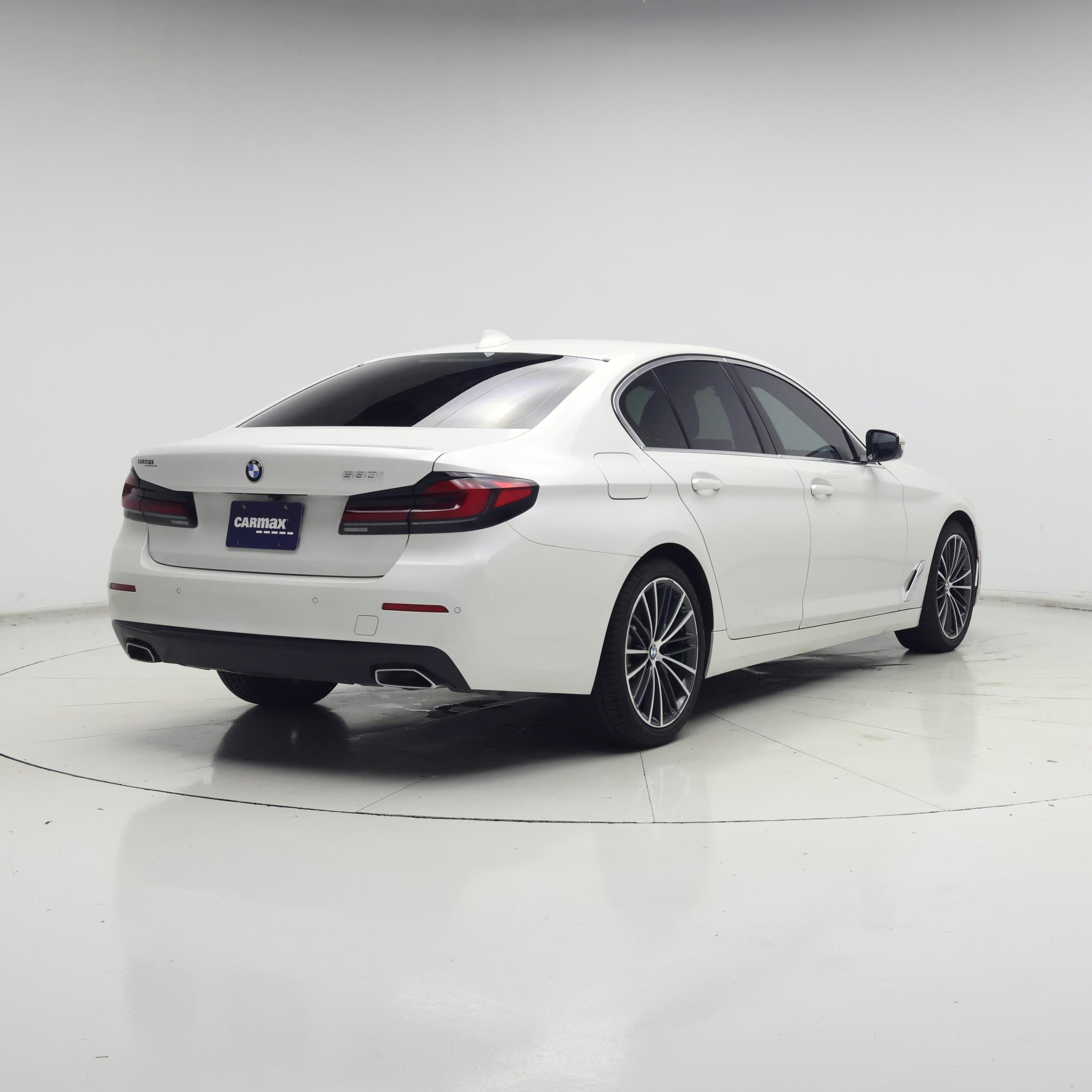 Thumbnail: 2022 BMW 5 Series - 8