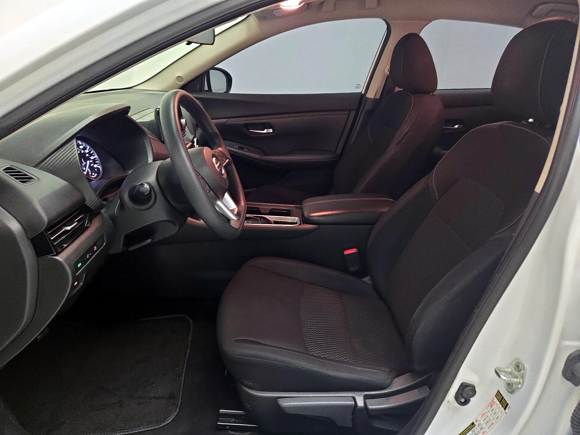 Thumbnail: 2020 Nissan Sentra - 11