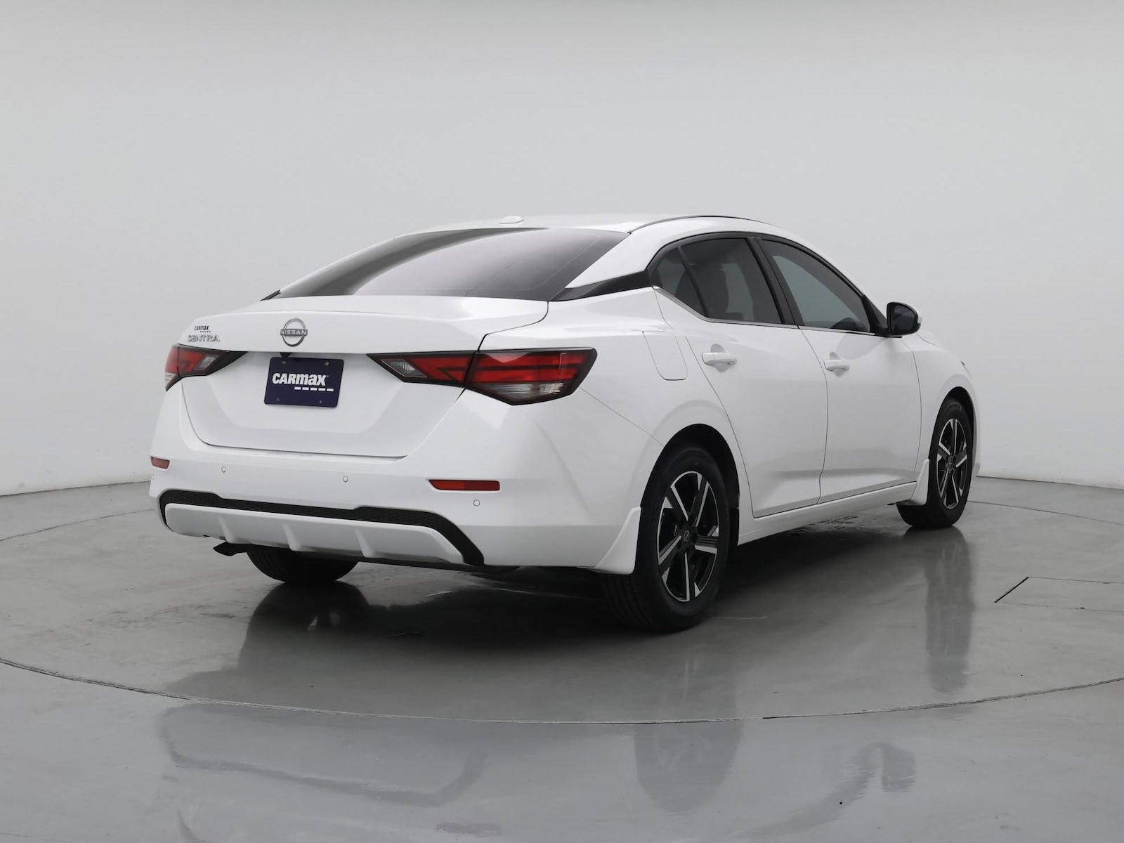 2025 Nissan Sentra SV - Photo 9